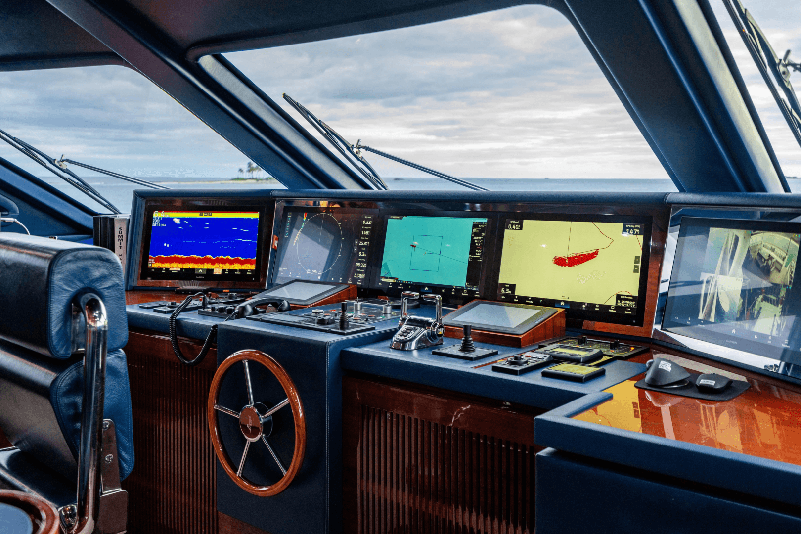 2011 Benetti Classic 121 photo 78