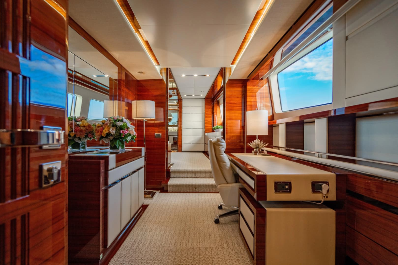 2011 Benetti Classic 121 photo 23