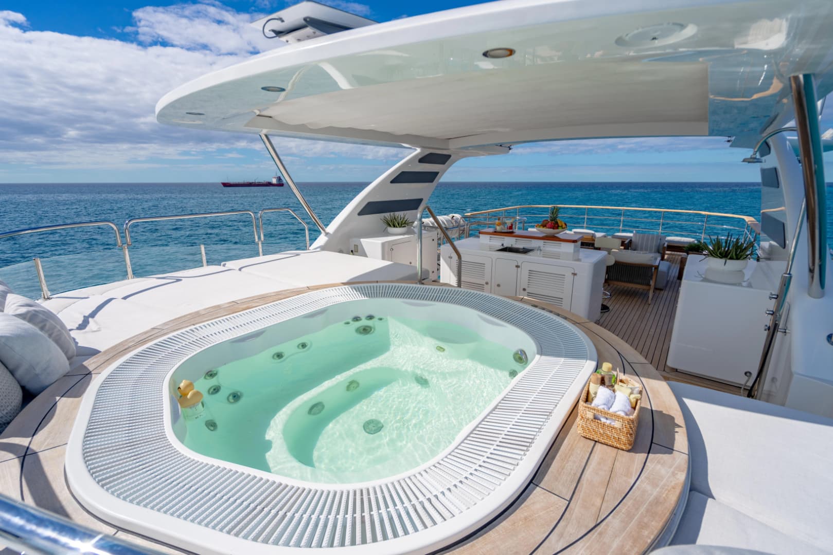 2011 Benetti Classic 121 photo 101