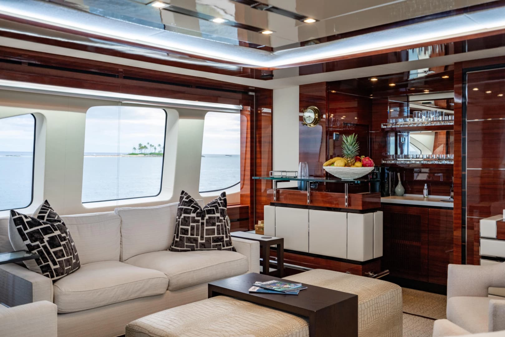 2011 Benetti Classic 121 photo 73