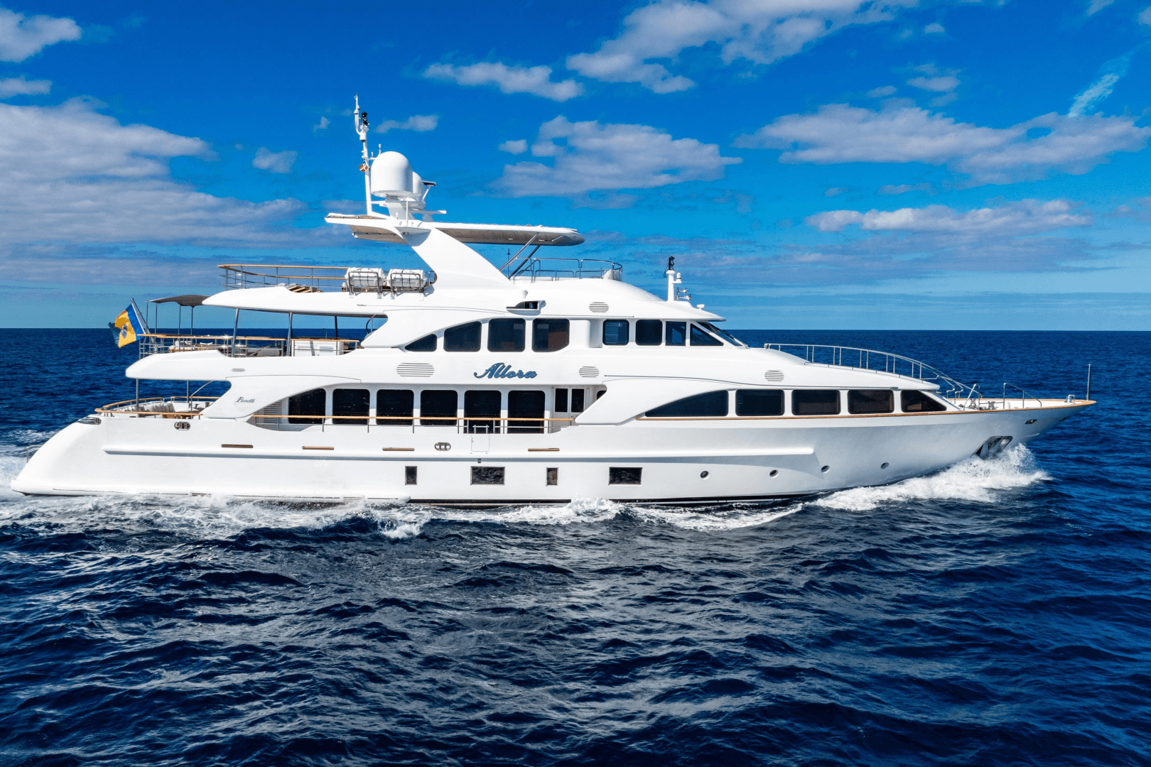 2011 Benetti Classic 121 photo 2