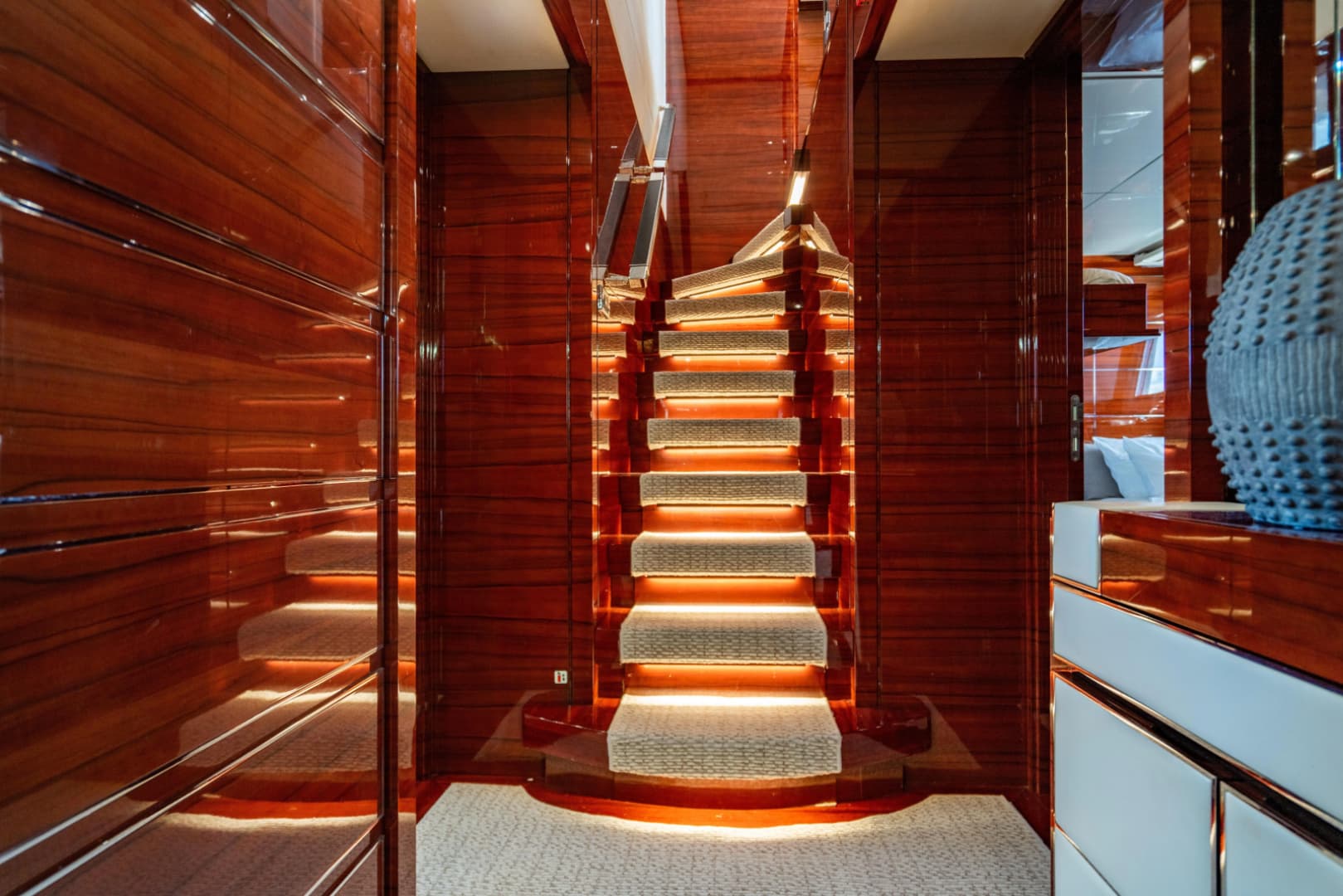 2011 Benetti Classic 121 photo 37