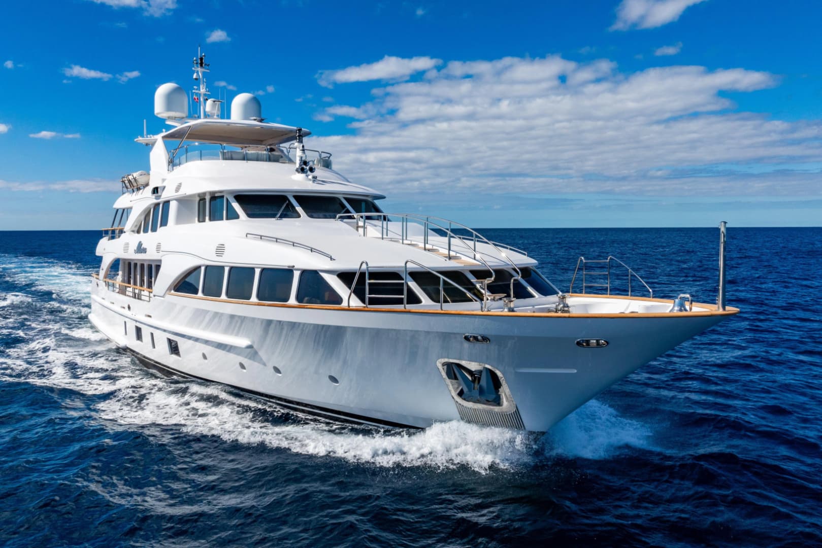 2011 Benetti Classic 121 photo 3