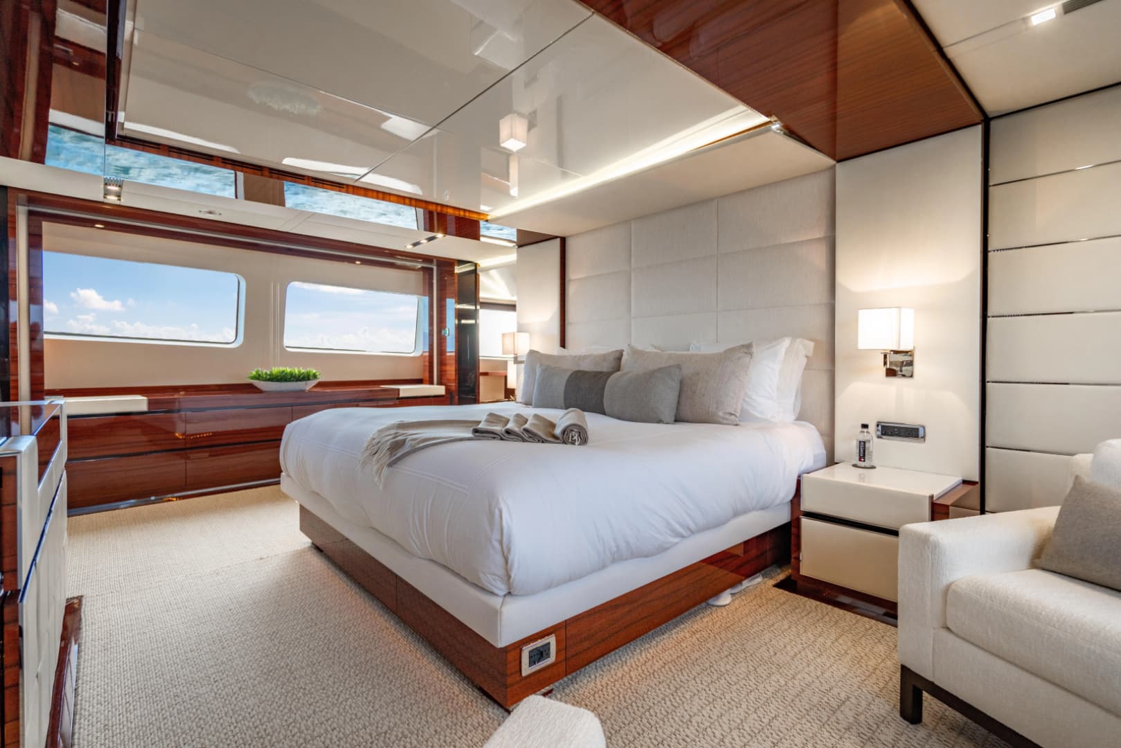 2011 Benetti Classic 121 photo 28