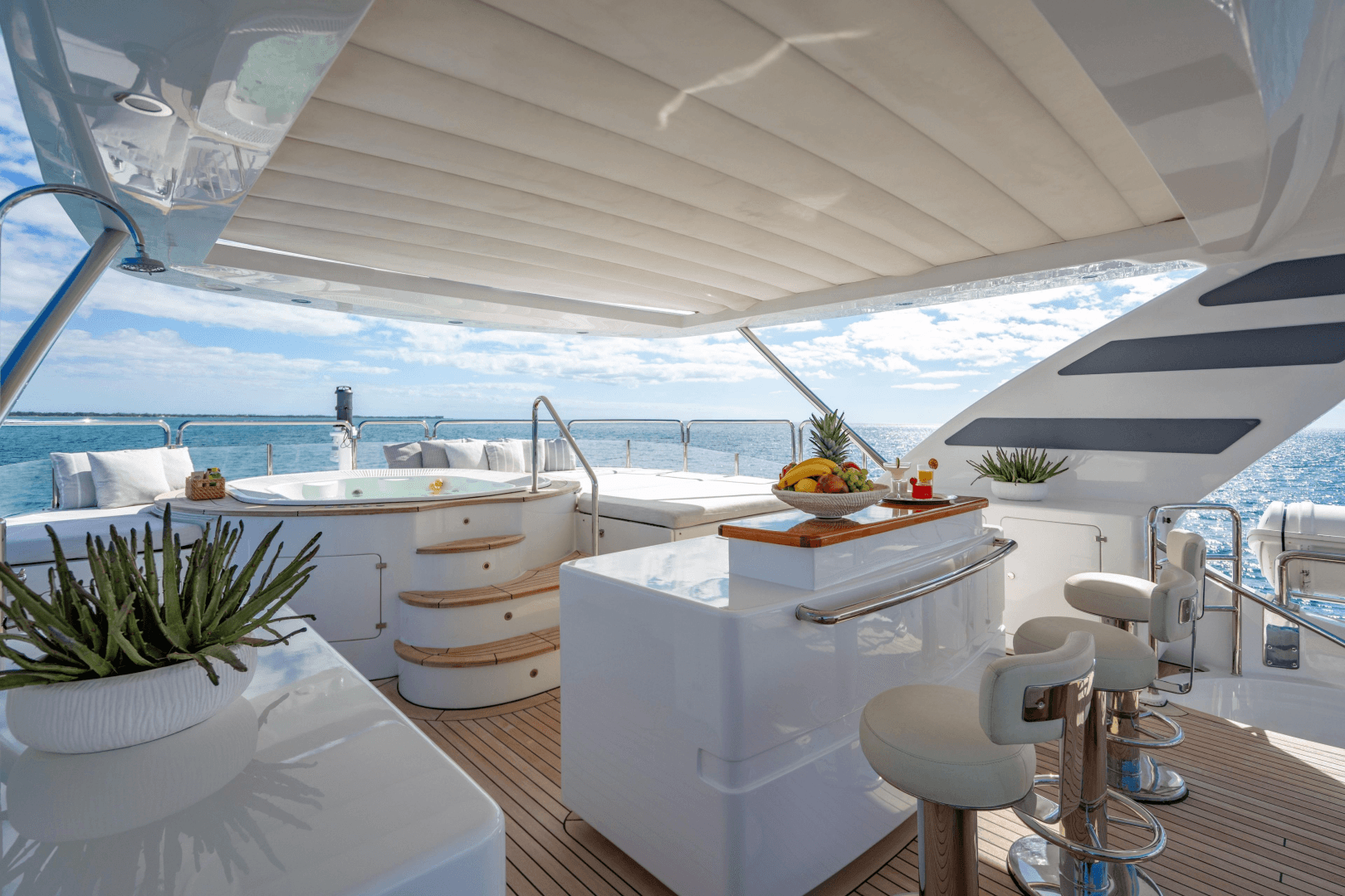 2011 Benetti Classic 121 photo 91