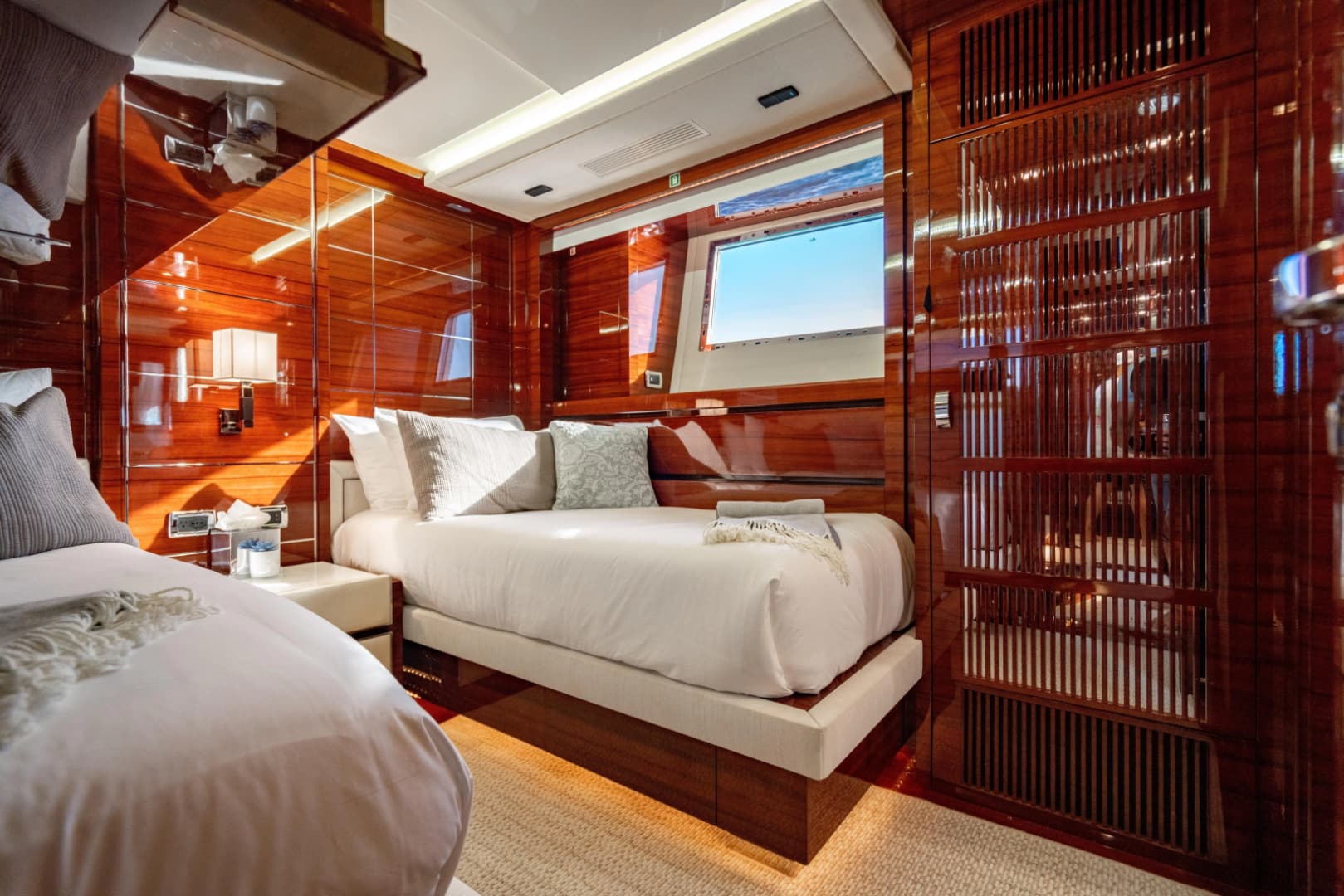 2011 Benetti Classic 121 photo 54