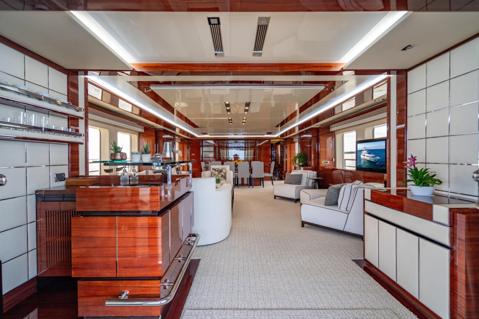 2011 Benetti Classic 121 photo 10