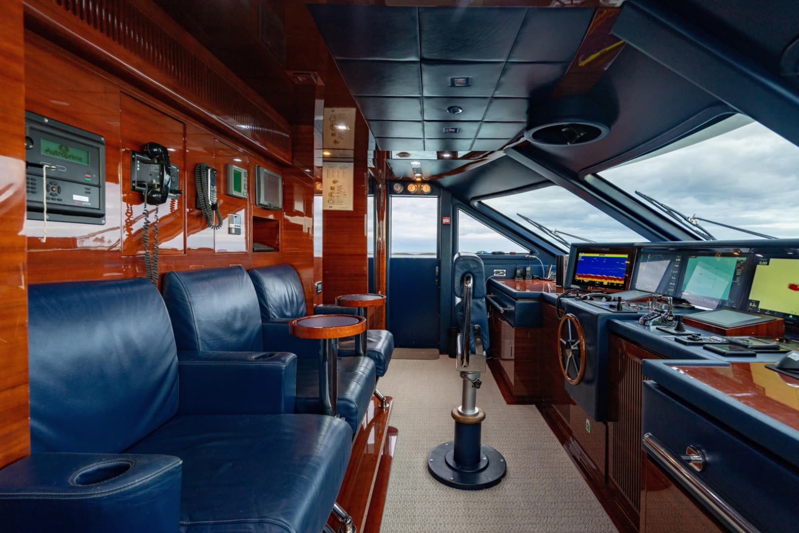 2011 Benetti Classic 121 photo 77