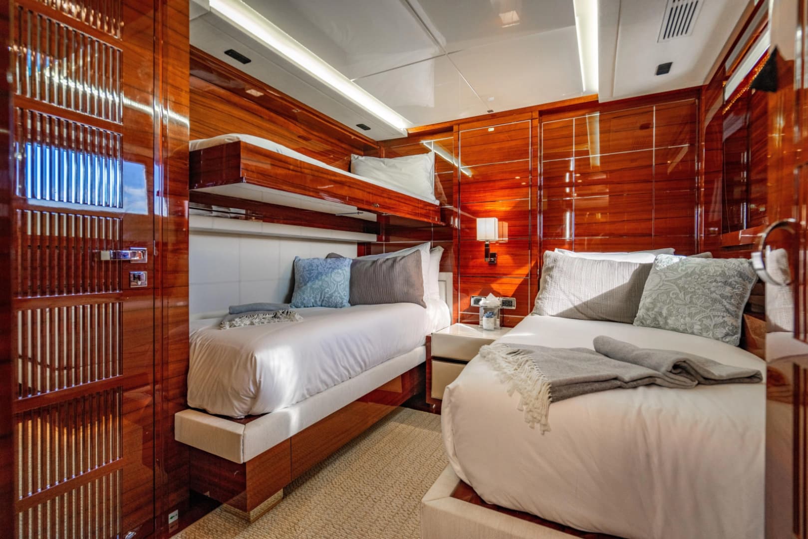2011 Benetti Classic 121 photo 55