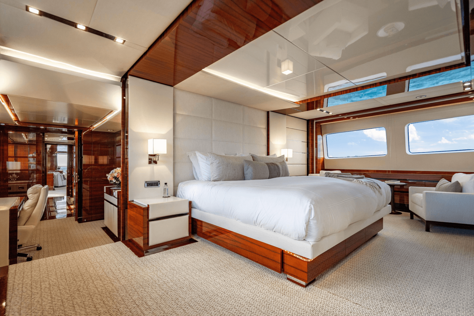 2011 Benetti Classic 121 photo 27