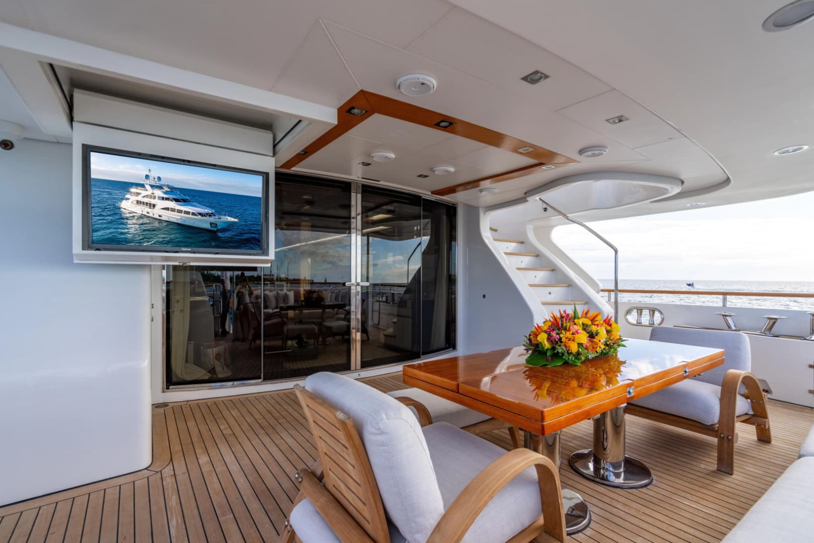 2011 Benetti Classic 121 photo 9