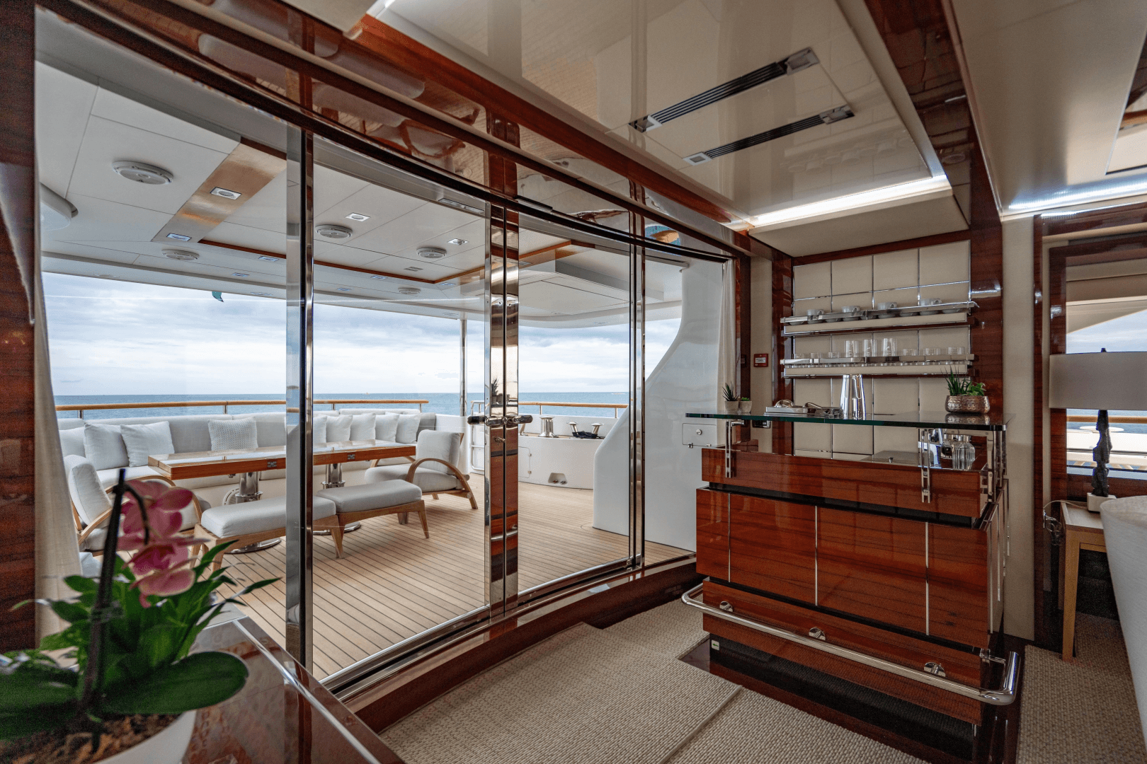 2011 Benetti Classic 121 photo 11