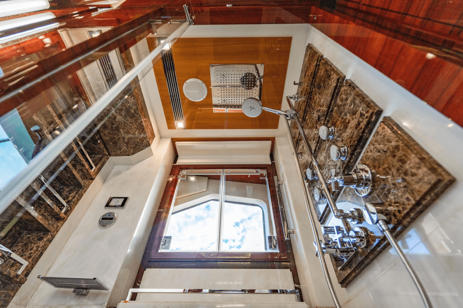 2011 Benetti Classic 121 photo 35