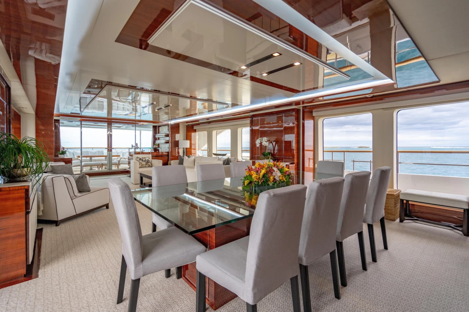 2011 Benetti Classic 121 photo 16