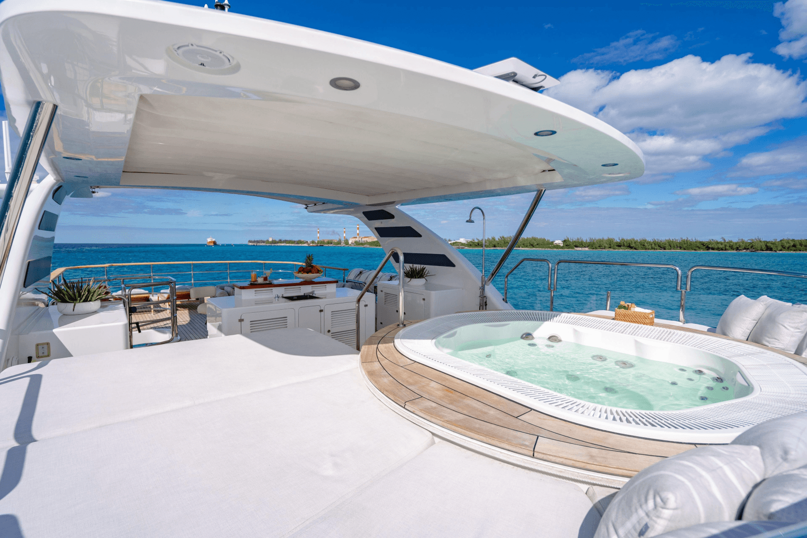 2011 Benetti Classic 121 photo 102