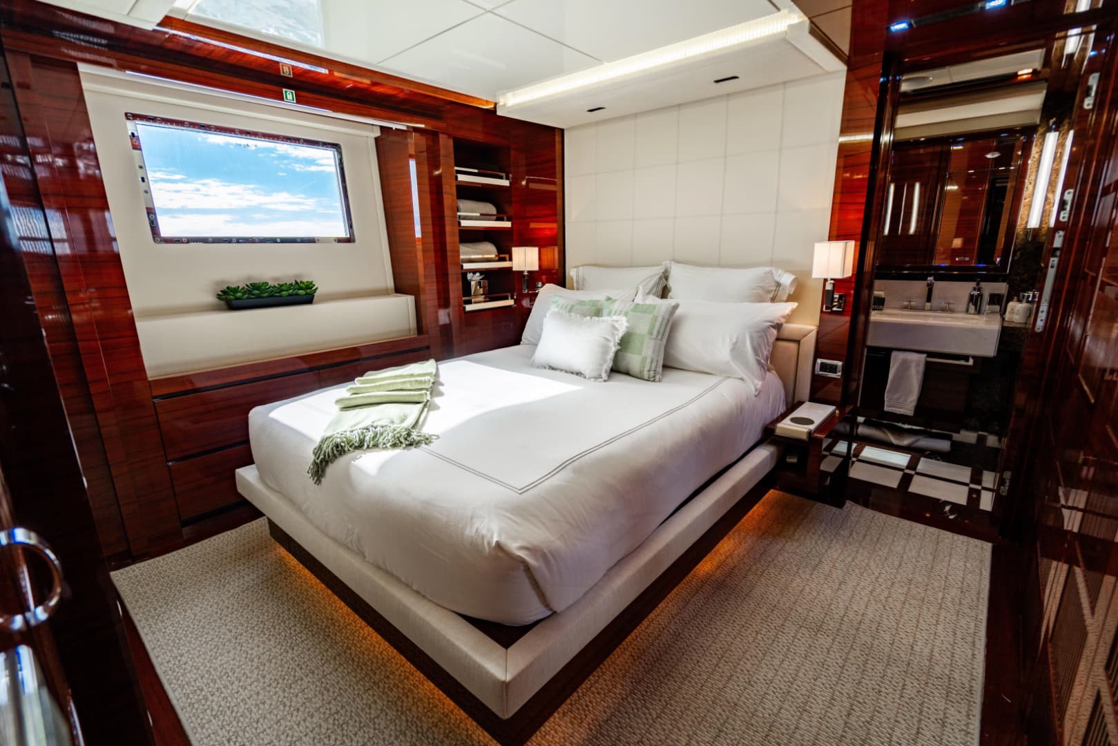 2011 Benetti Classic 121 photo 39
