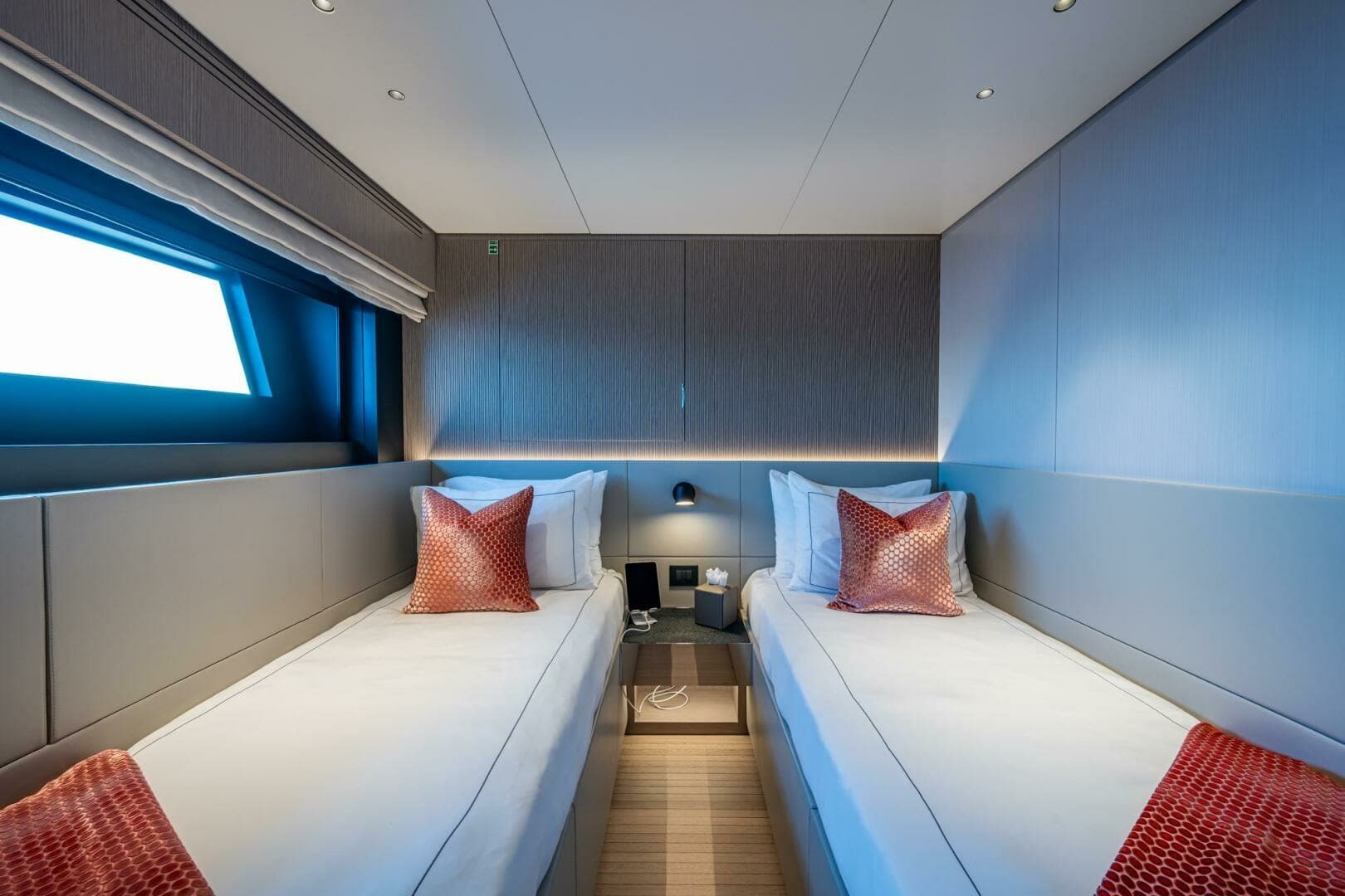 2023 Benetti 34M OASIS photo 61