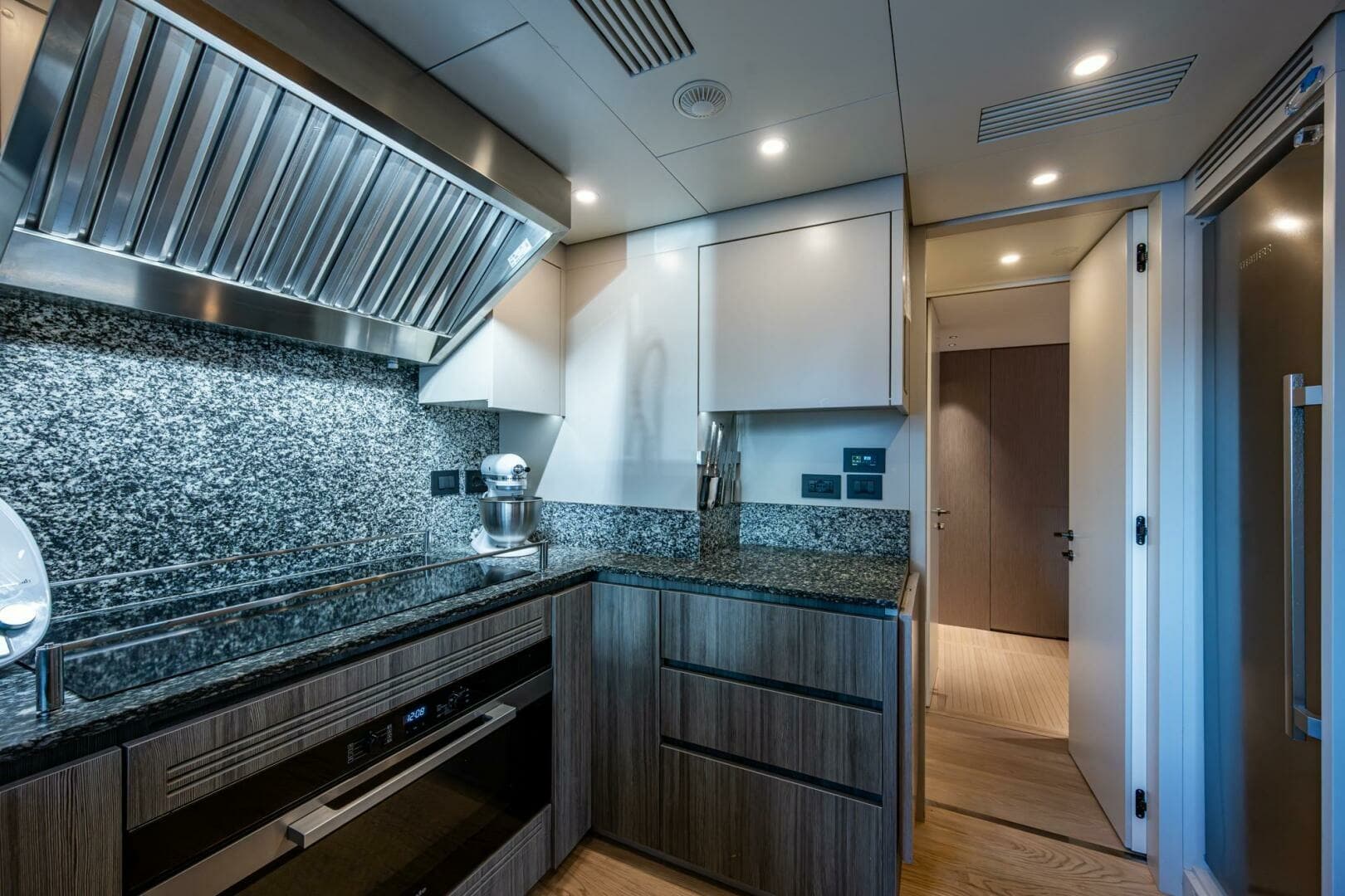 2023 Benetti 34M OASIS photo 40