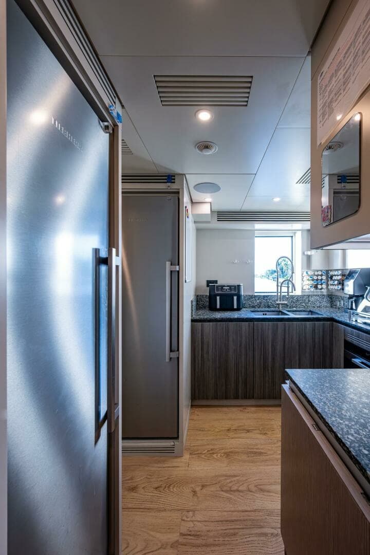 2023 Benetti 34M OASIS photo 38