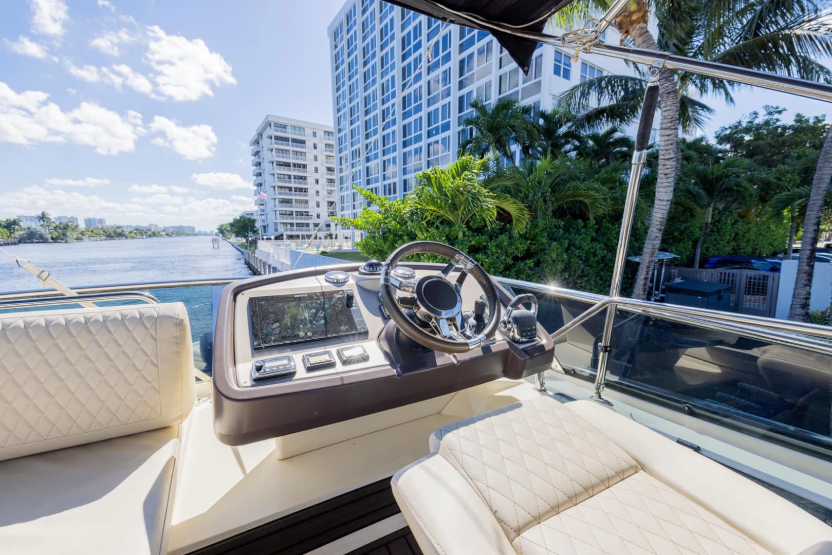 2016 Beneteau Monte Carlo 5 photo 12