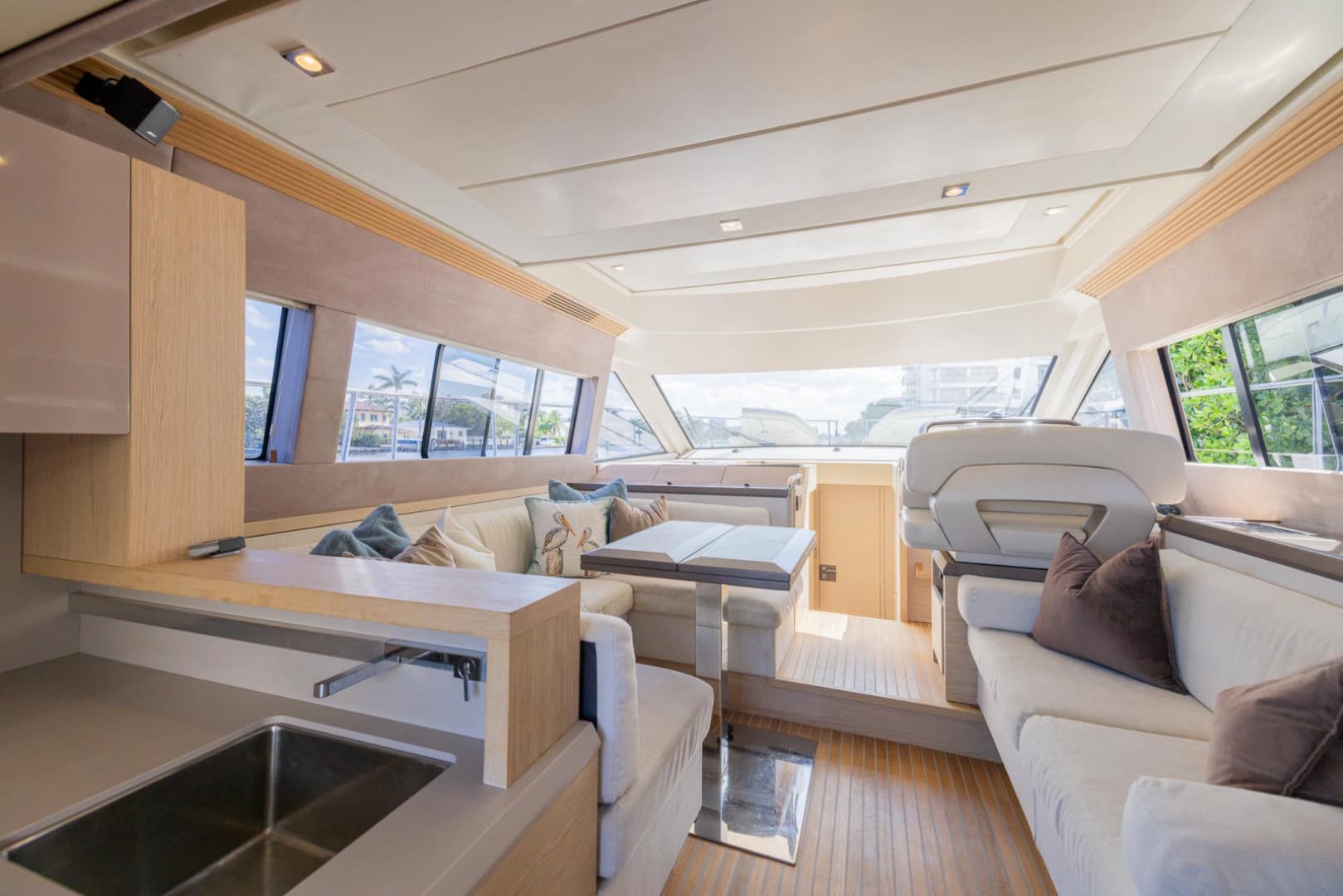 2016 Beneteau Monte Carlo 5 photo 16
