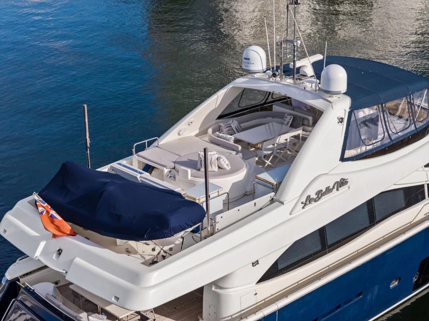 2006 Ferretti Yachts 830 photo 15