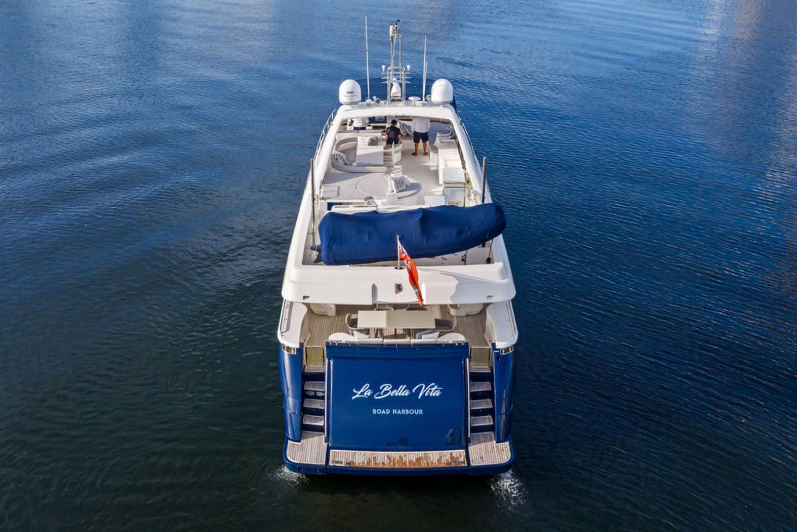 2006 Ferretti Yachts 830 photo 7