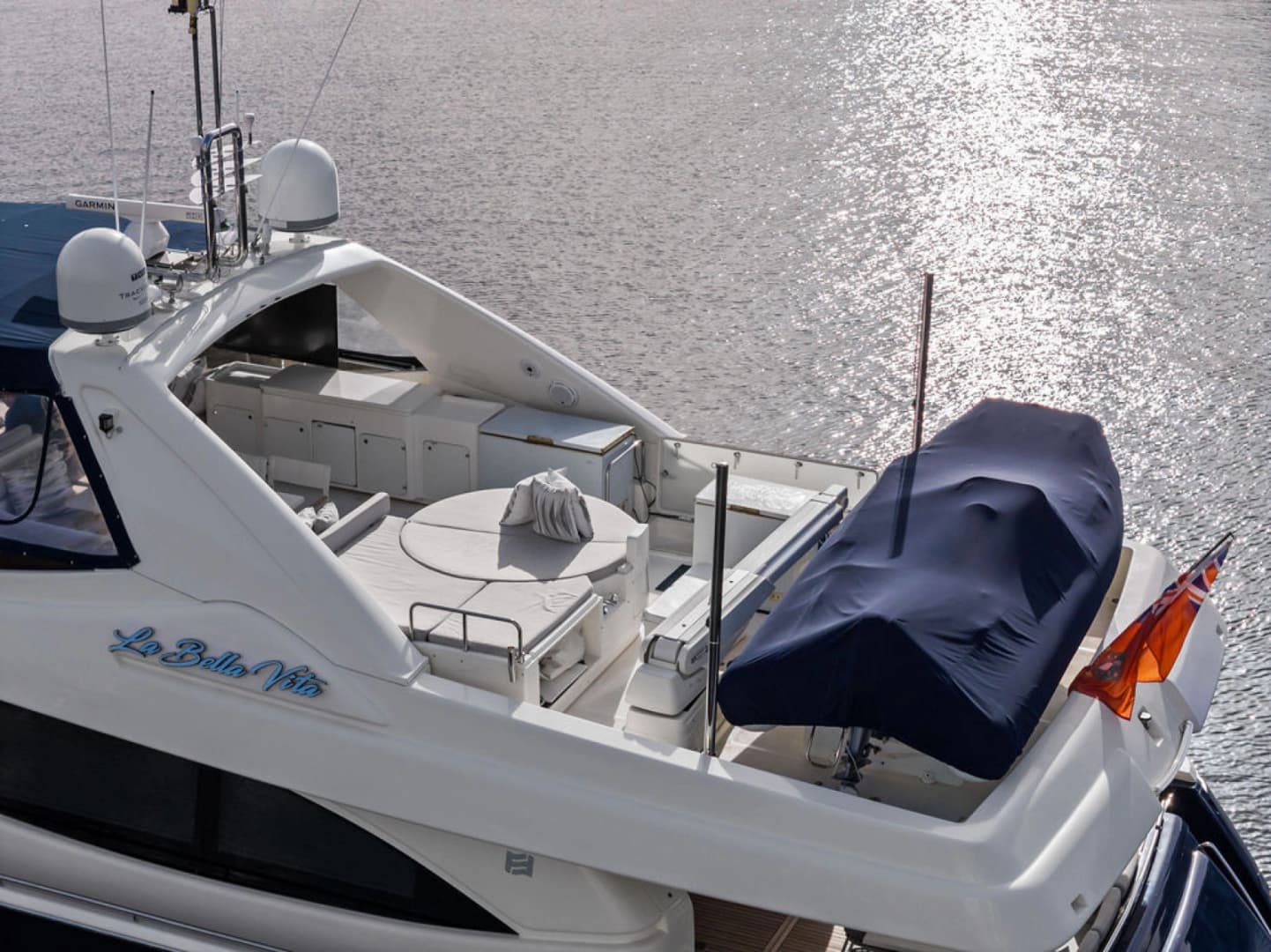 2006 Ferretti Yachts 830 photo 16