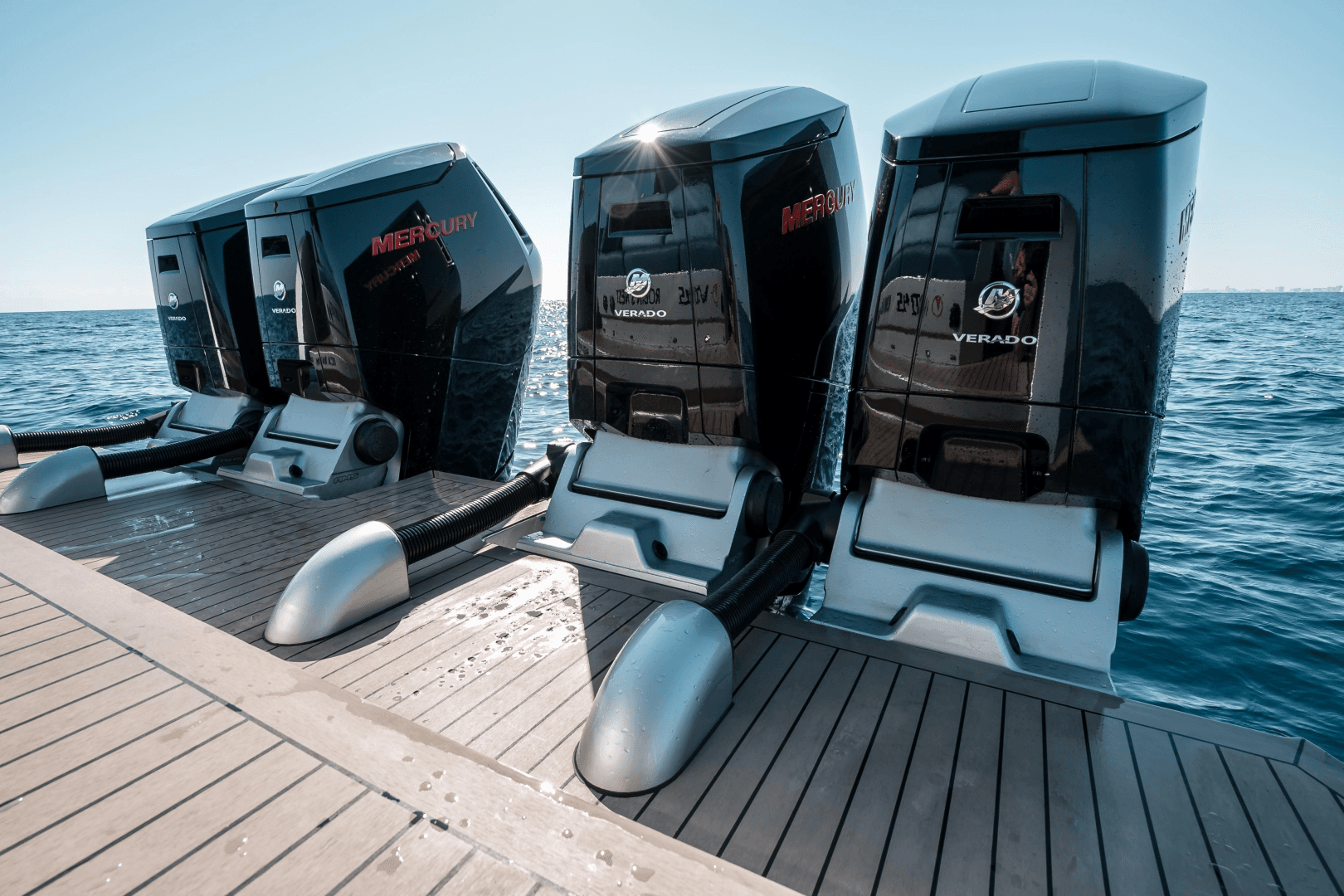 2023 Vanquish Yachts VQ45 Veloce Hardtop photo 10