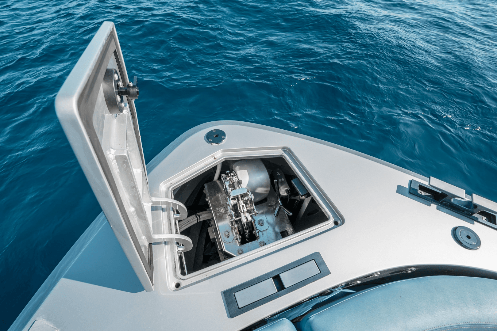 2023 Vanquish Yachts VQ45 Veloce Hardtop photo 27