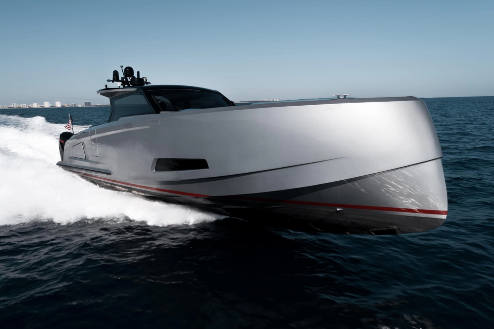 2023 Vanquish Yachts VQ45 Veloce Hardtop photo 2