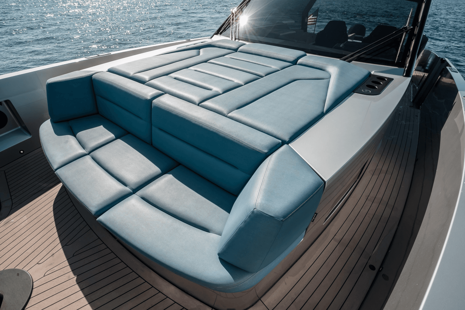 2023 Vanquish Yachts VQ45 Veloce Hardtop photo 25