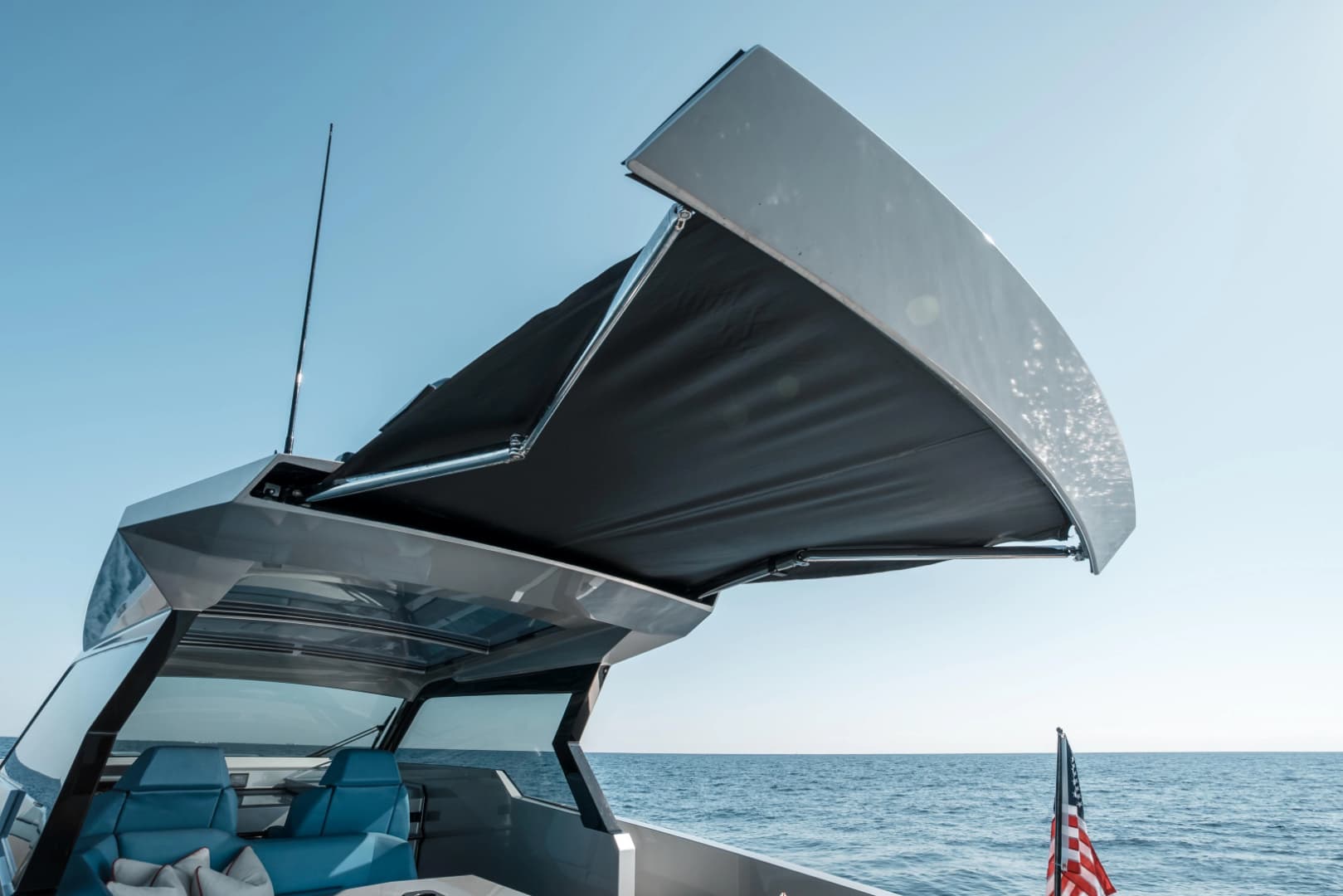 2023 Vanquish Yachts VQ45 Veloce Hardtop photo 15
