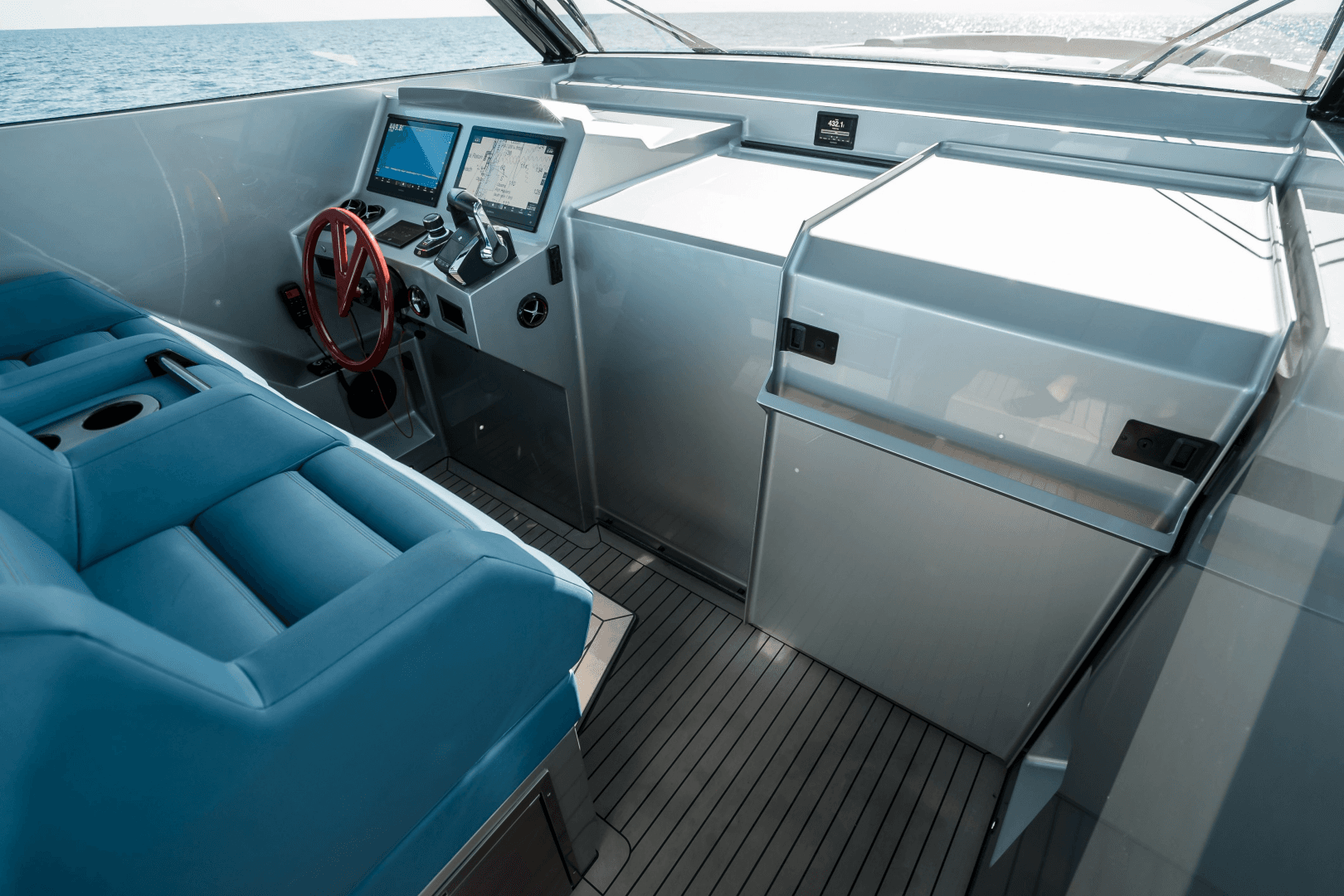 2023 Vanquish Yachts VQ45 Veloce Hardtop photo 31
