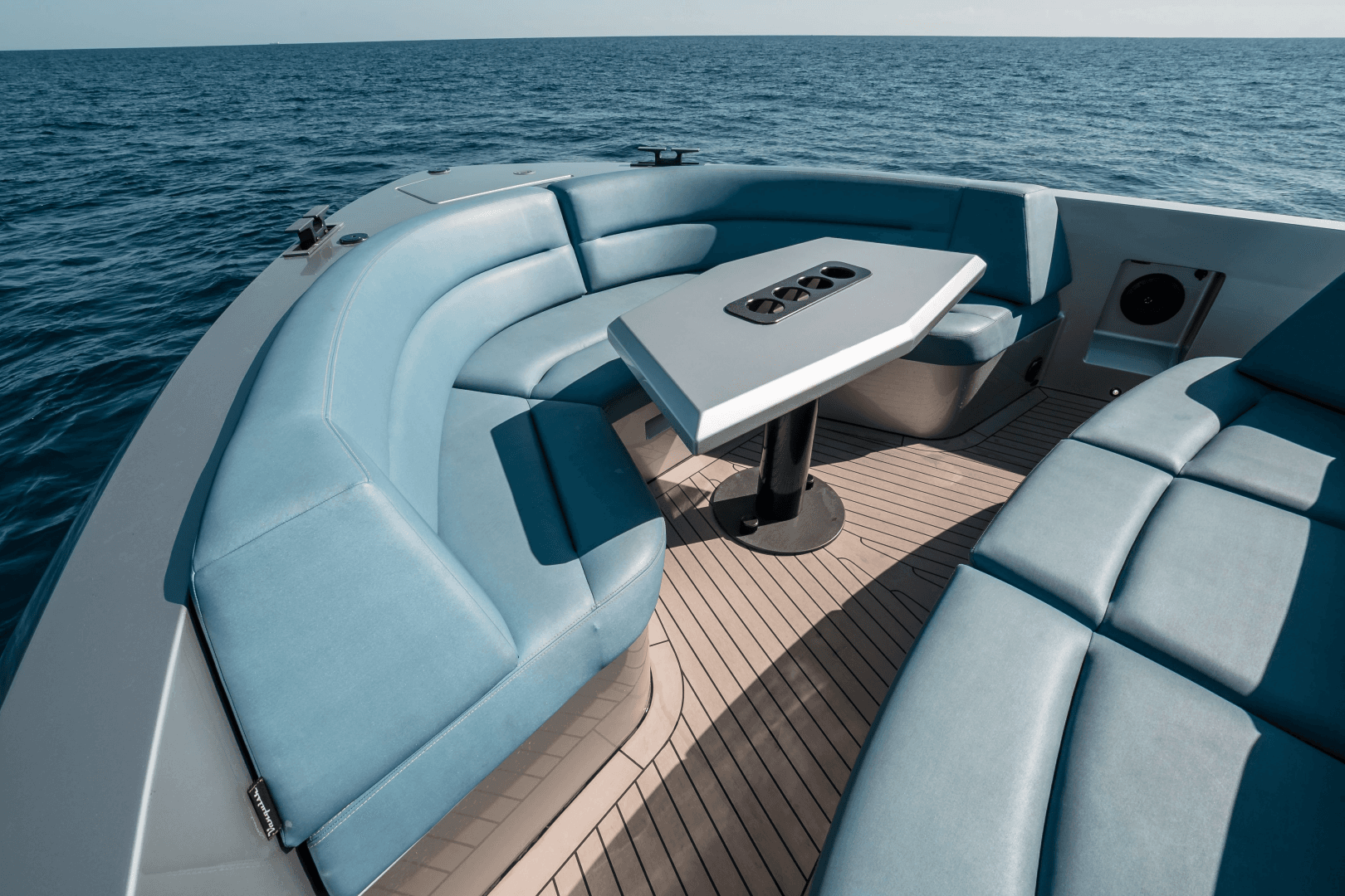 2023 Vanquish Yachts VQ45 Veloce Hardtop photo 26