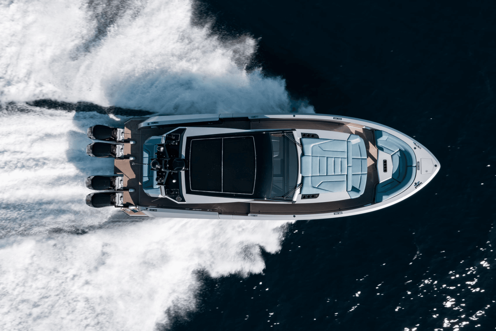 2023 Vanquish Yachts VQ45 Veloce Hardtop photo 7