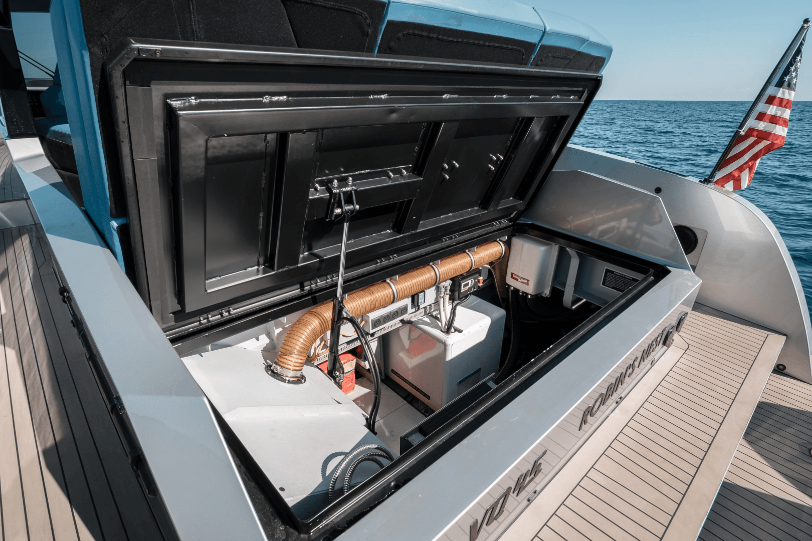 2023 Vanquish Yachts VQ45 Veloce Hardtop photo 37