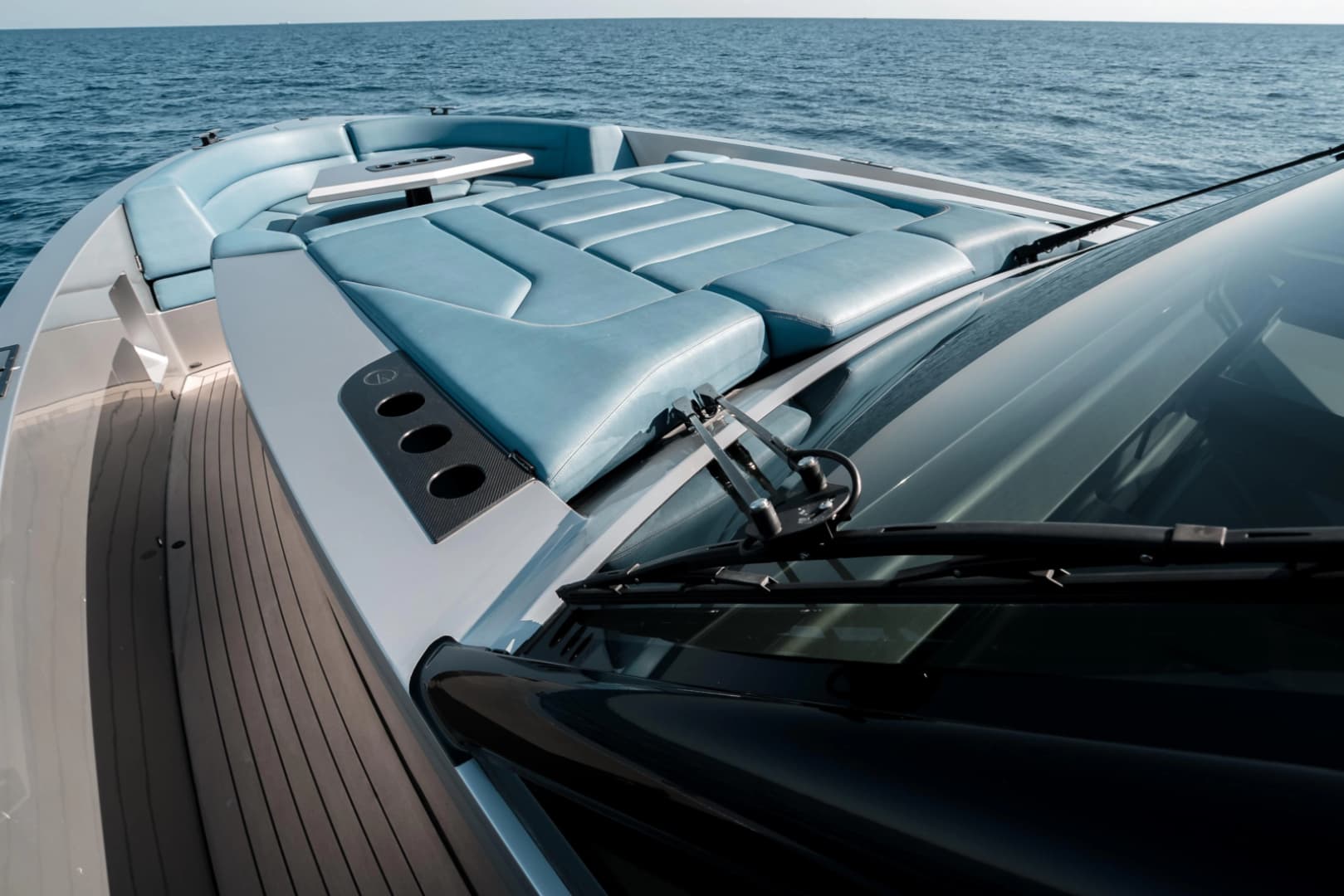 2023 Vanquish Yachts VQ45 Veloce Hardtop photo 23