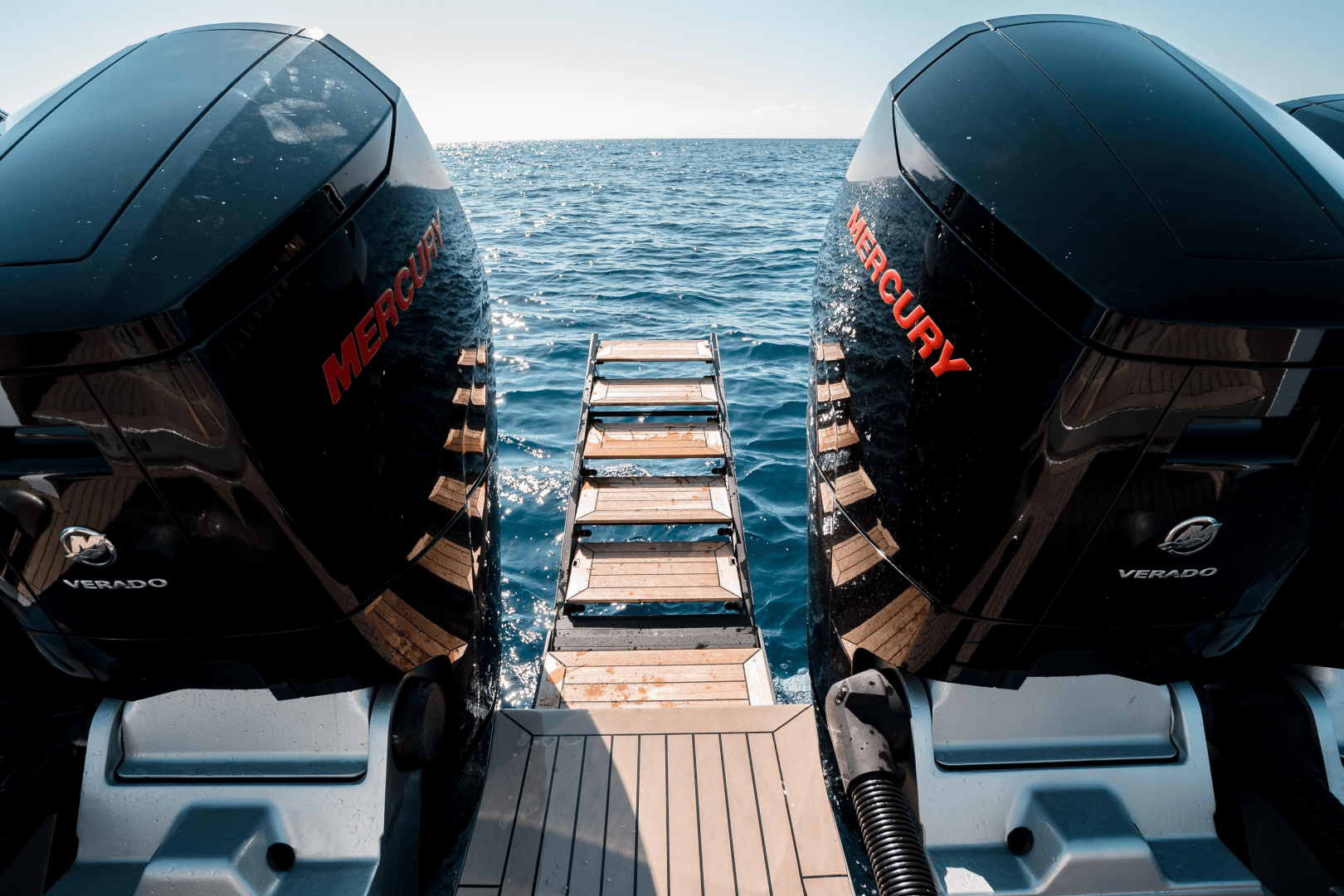2023 Vanquish Yachts VQ45 Veloce Hardtop photo 11
