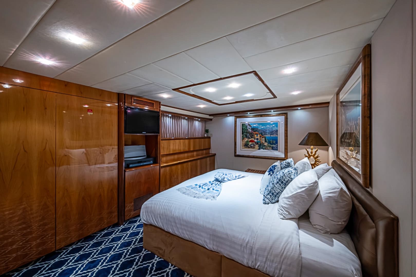 1994 Benetti Trideck photo 53
