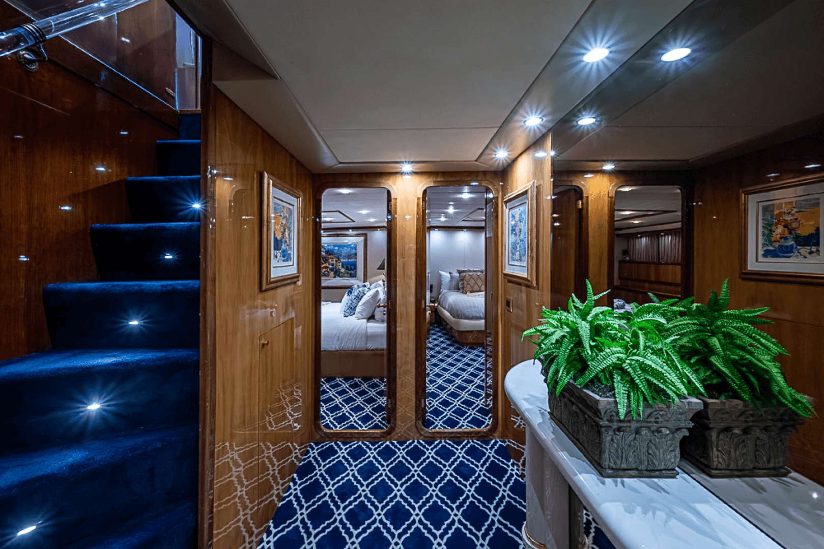 1994 Benetti Trideck photo 48