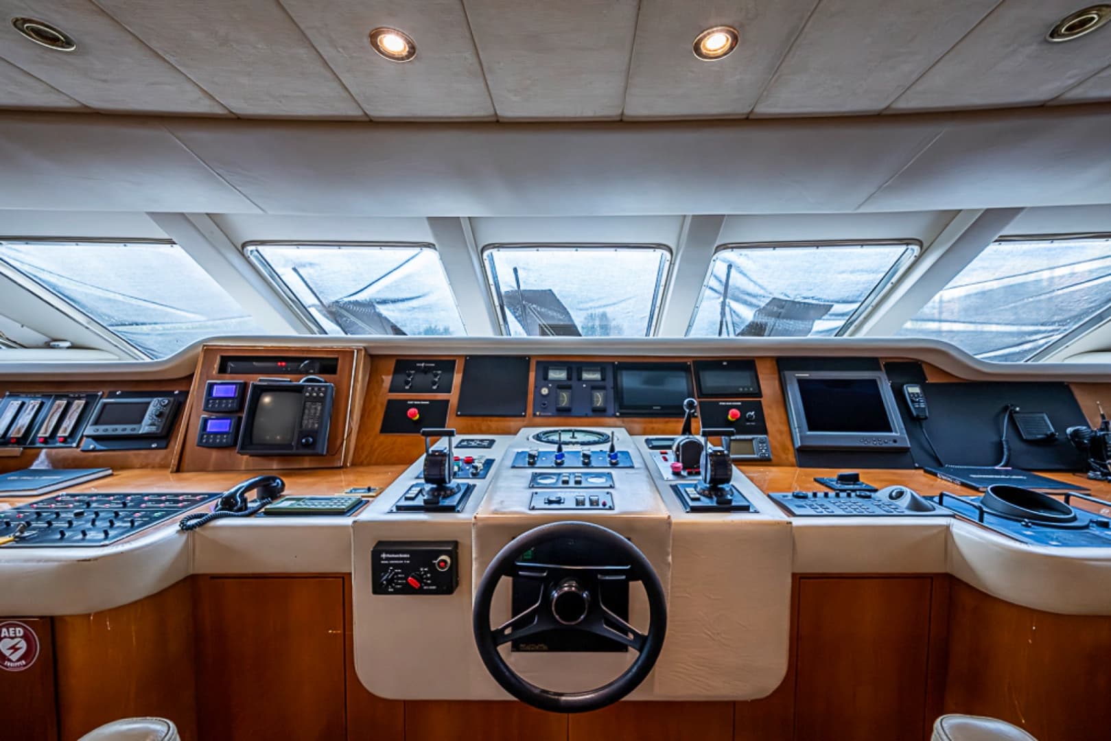 1994 Benetti Trideck photo 26