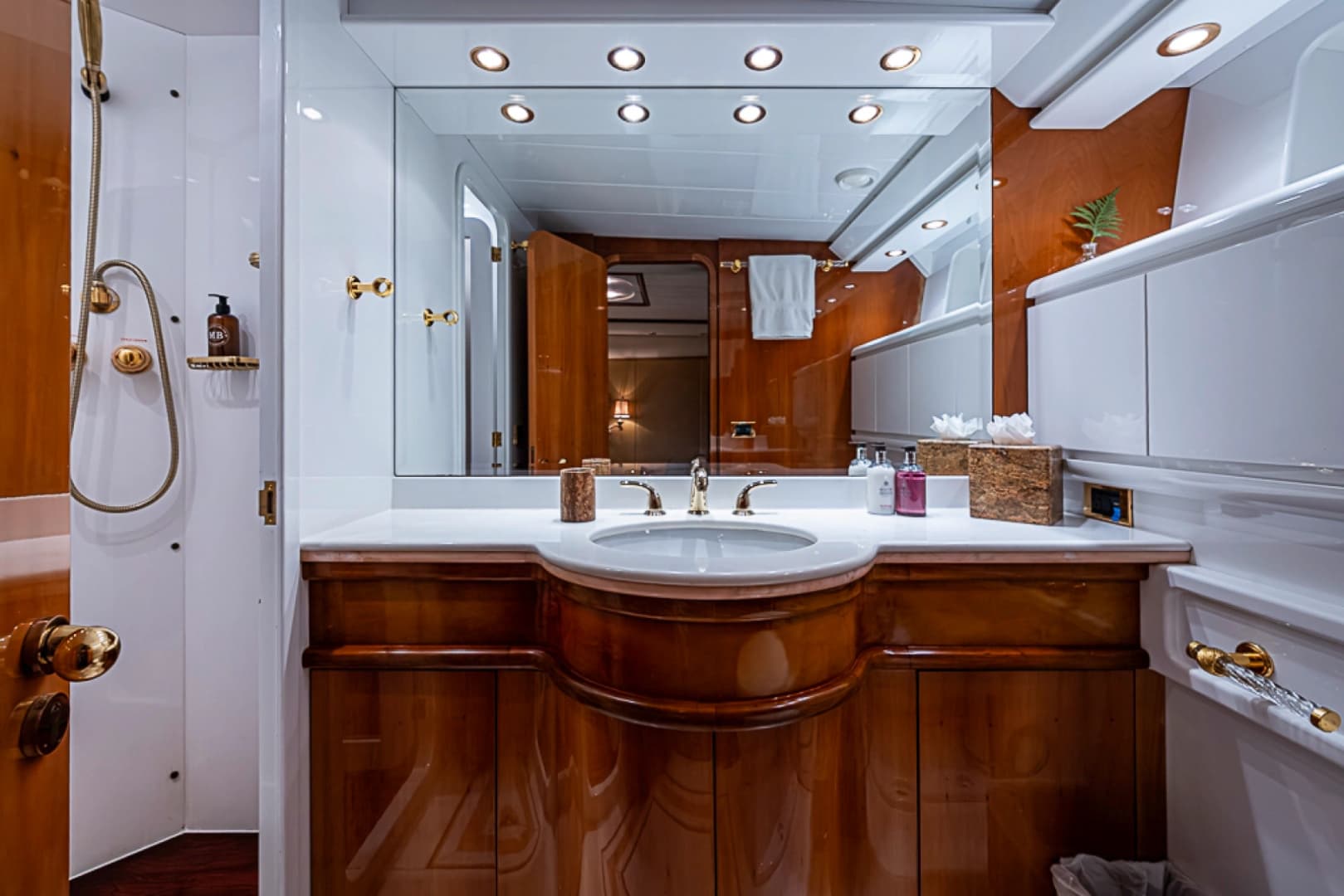 1994 Benetti Trideck photo 56
