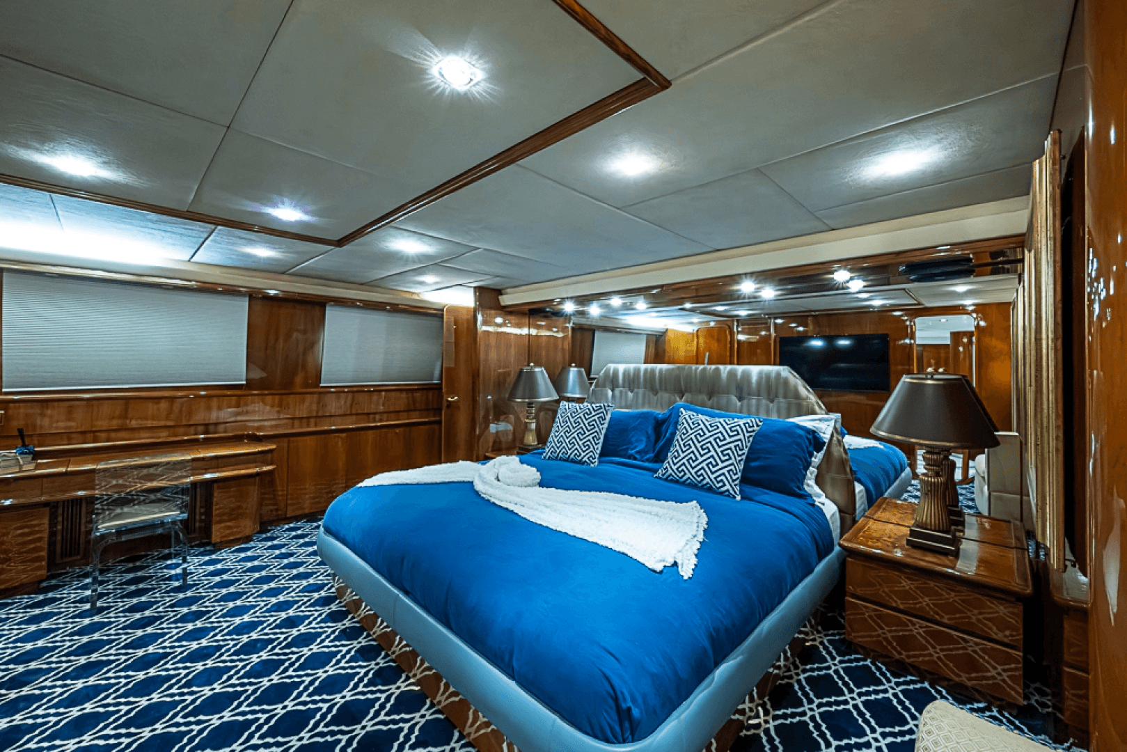 1994 Benetti Trideck photo 17