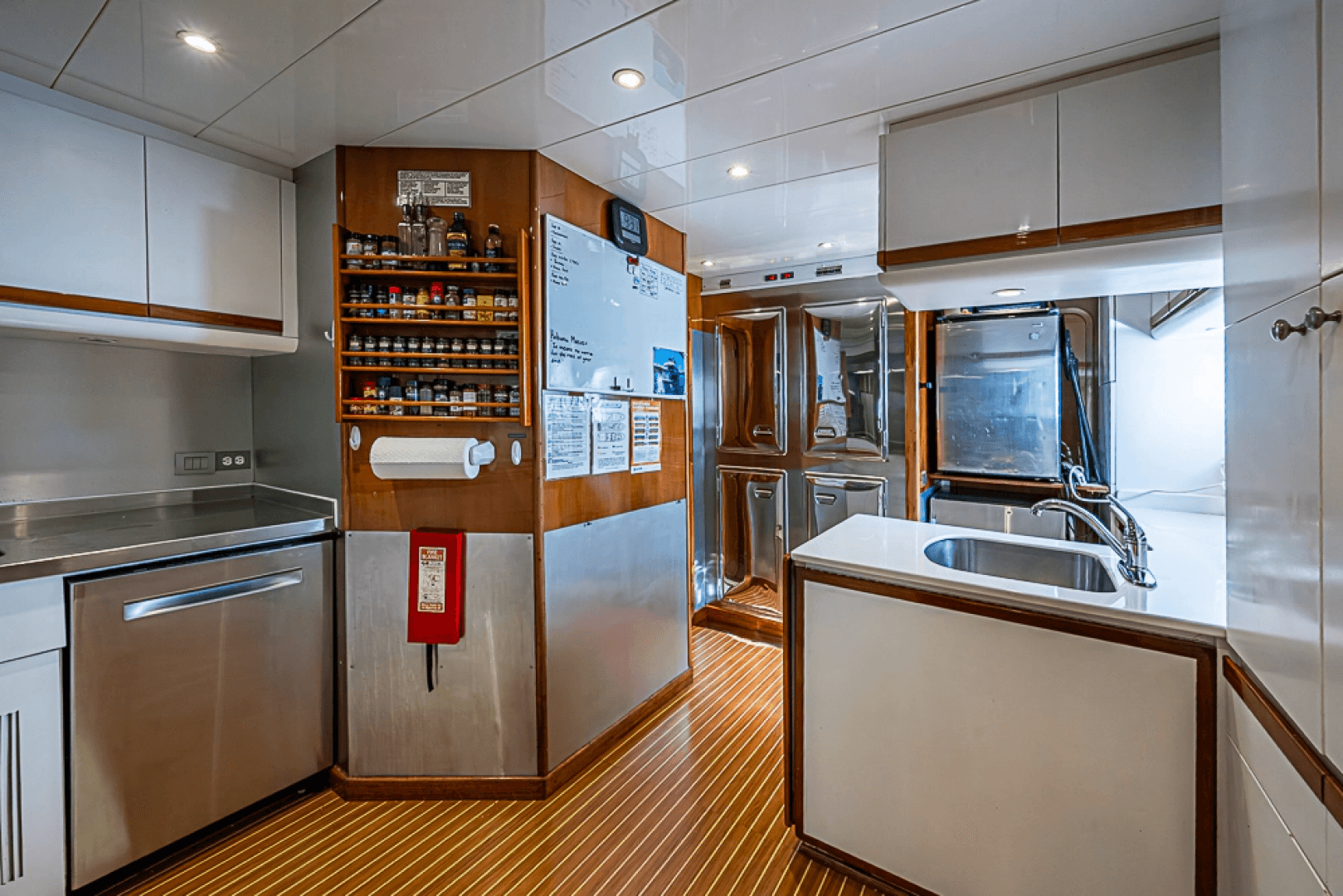 1994 Benetti Trideck photo 24