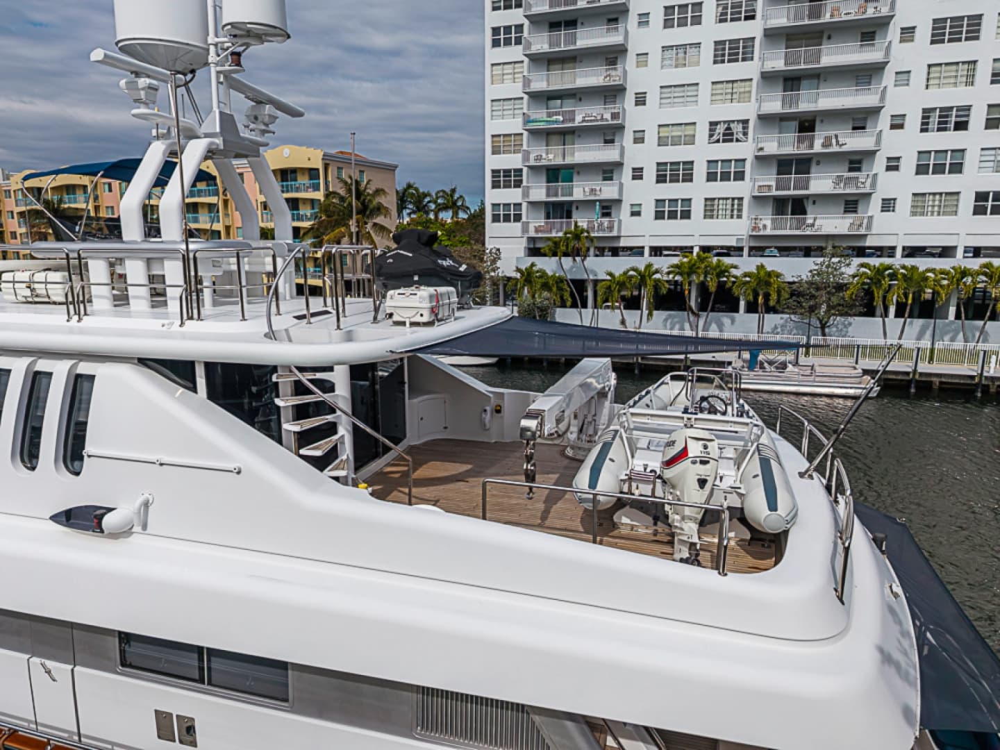 1994 Benetti Trideck photo 37