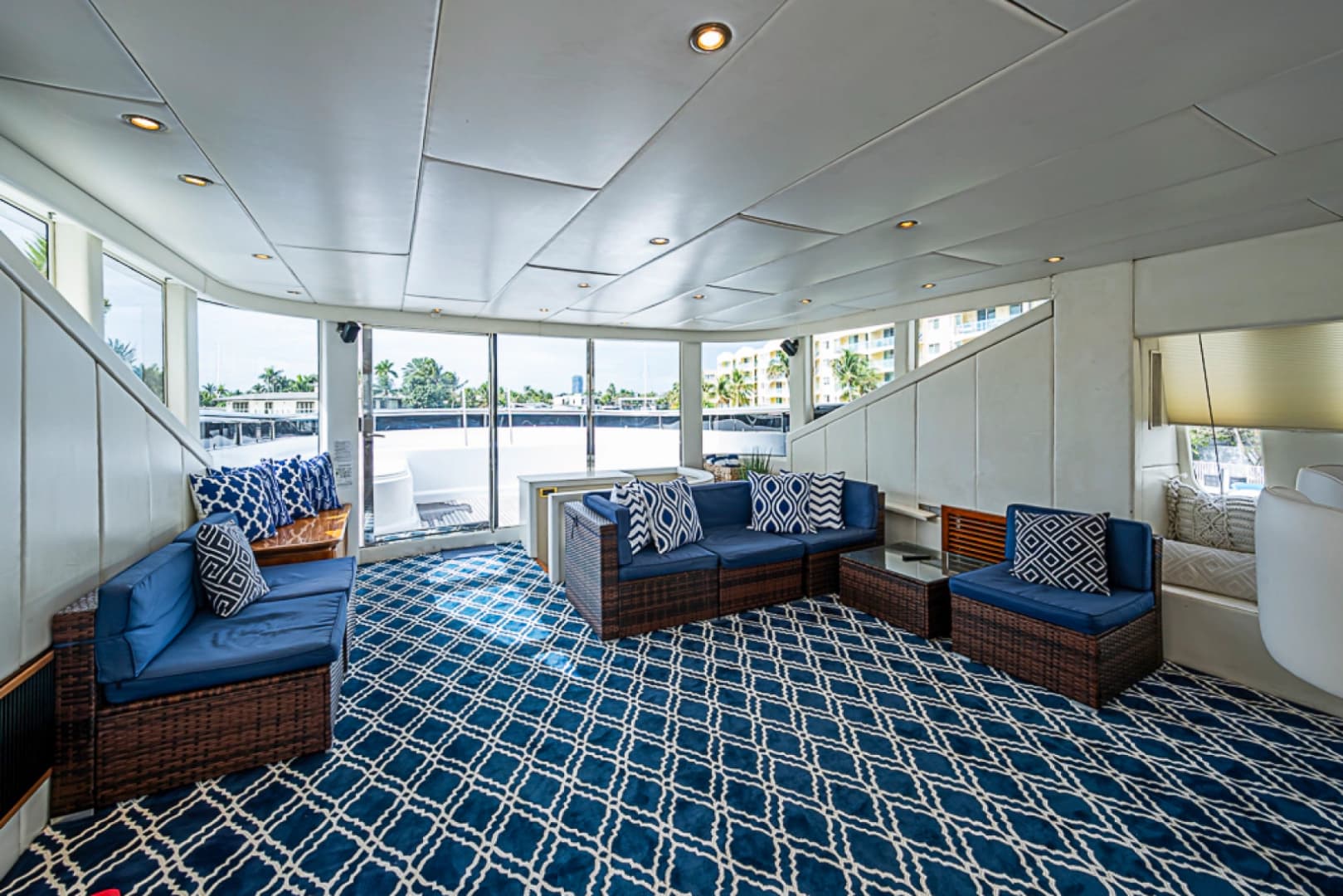 1994 Benetti Trideck photo 30