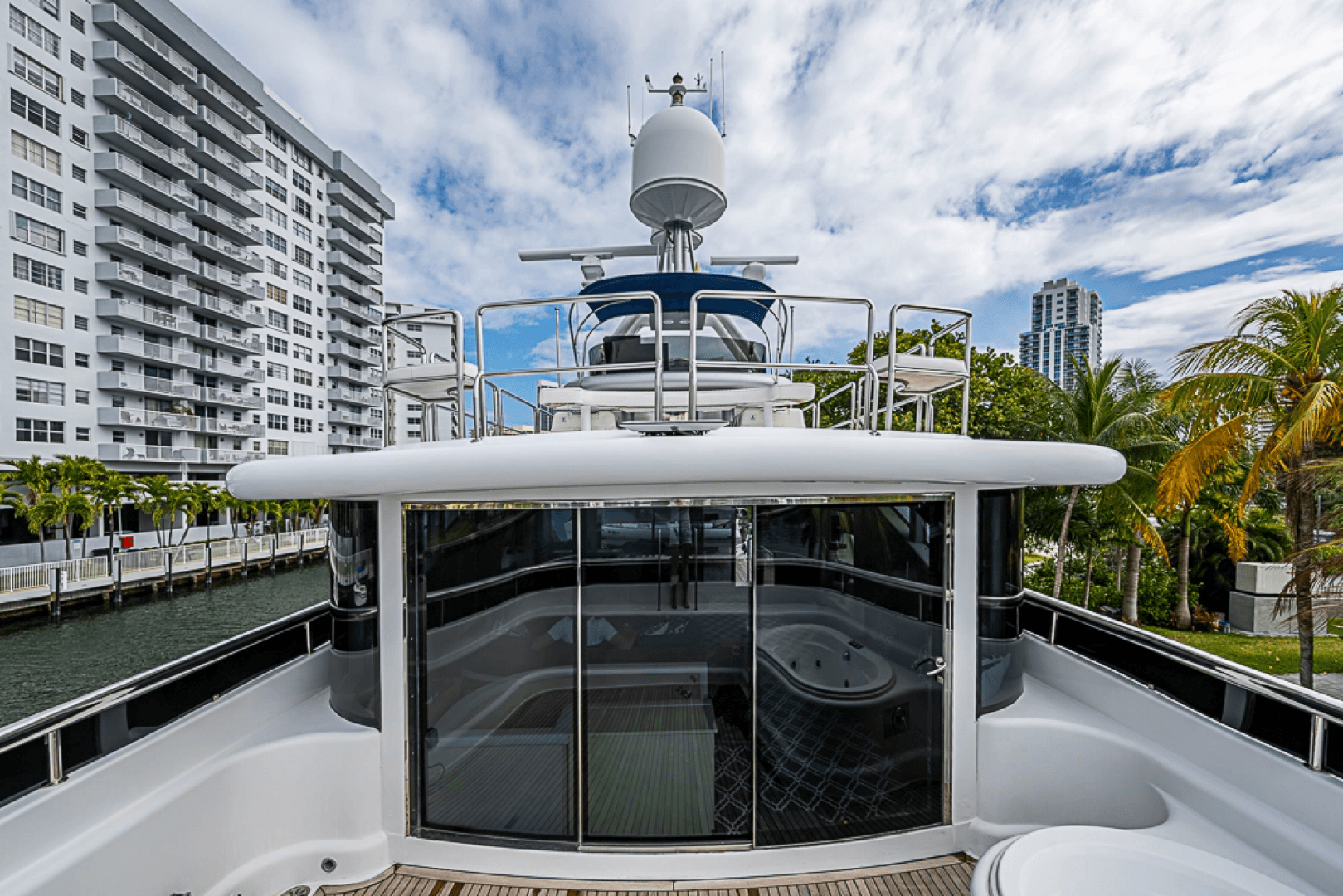 1994 Benetti Trideck photo 35