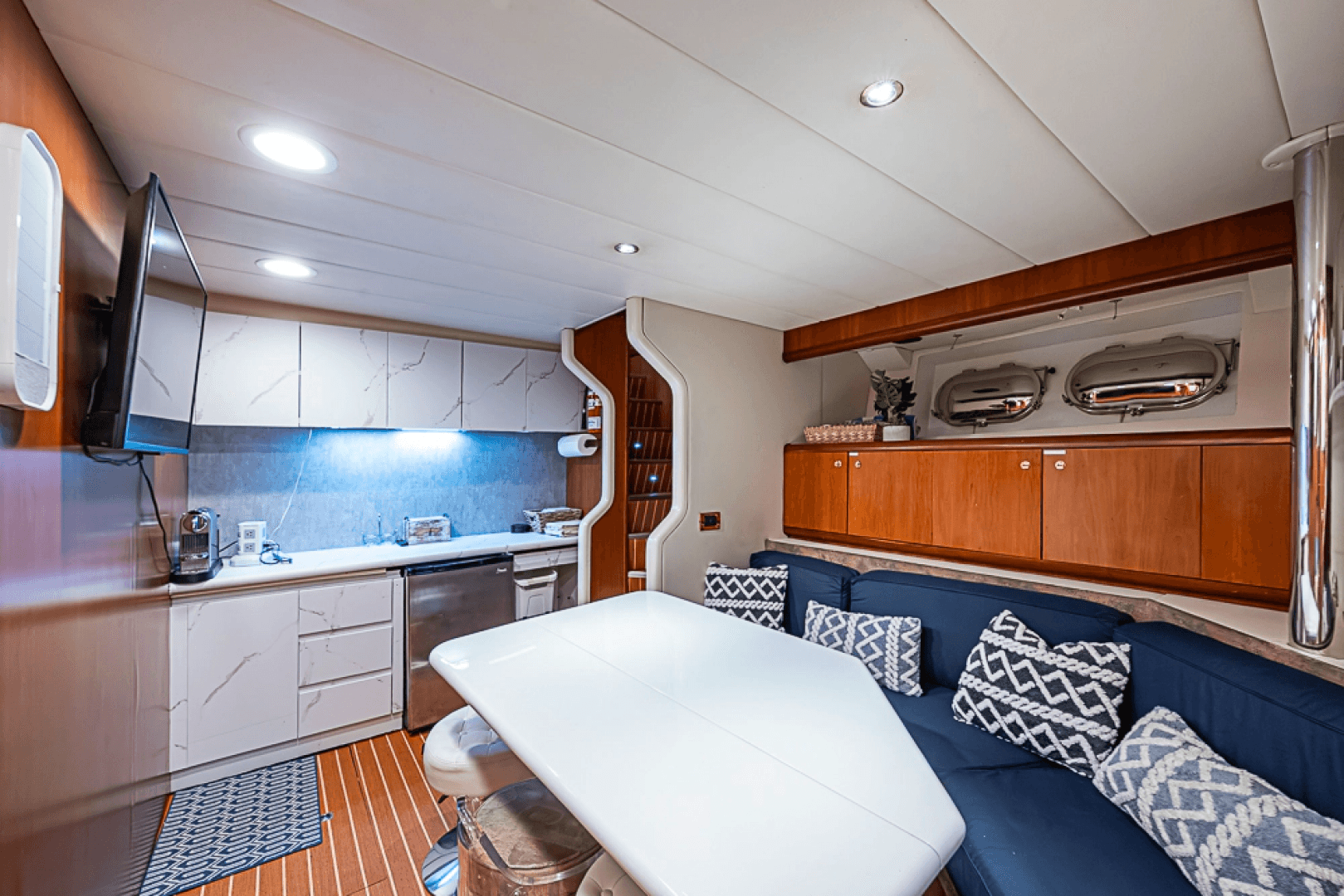 1994 Benetti Trideck photo 58