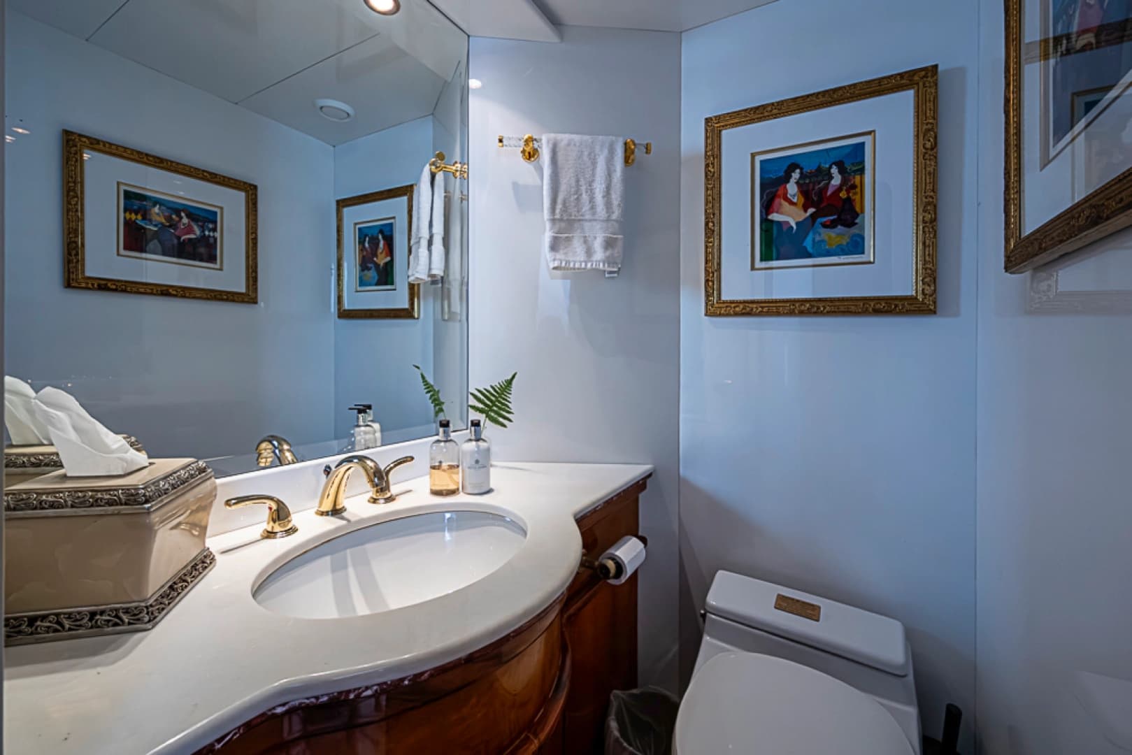 1994 Benetti Trideck photo 12